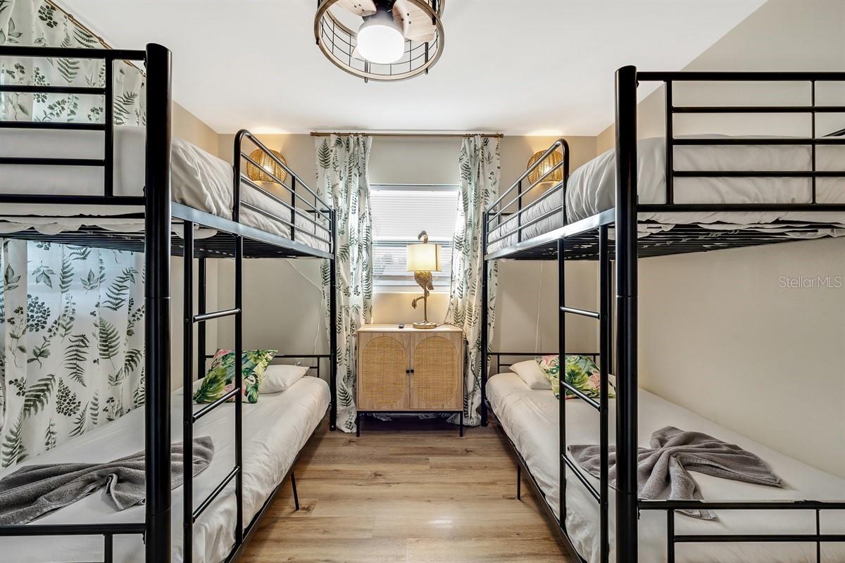 1720 PENNY LN, CLEARWATER, FL, 33756