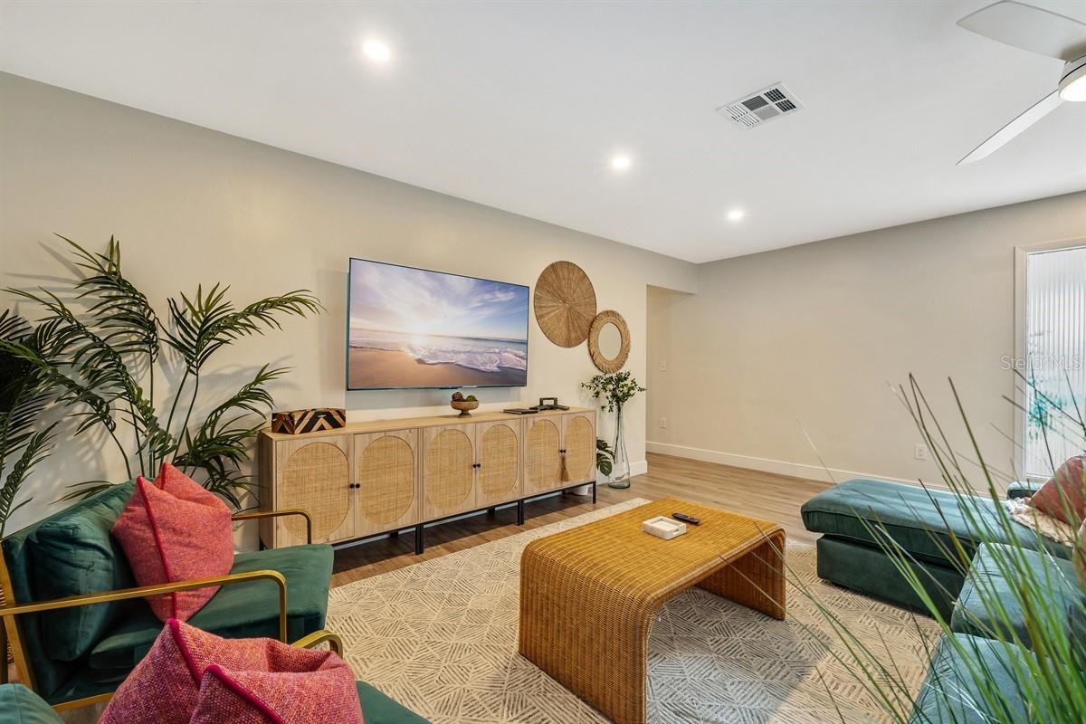 1720 PENNY LN, CLEARWATER, FL, 33756