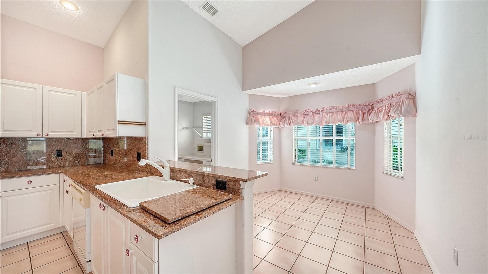 8928 WHITEMARSH AVE, SARASOTA, FL, 34238