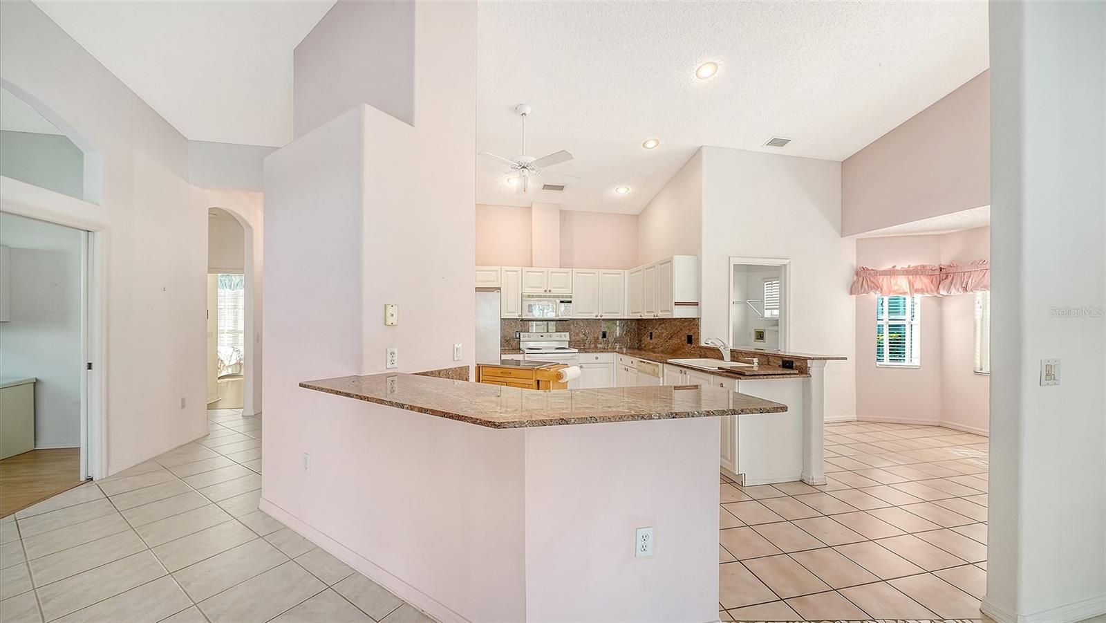 8928 WHITEMARSH AVE, SARASOTA, FL, 34238