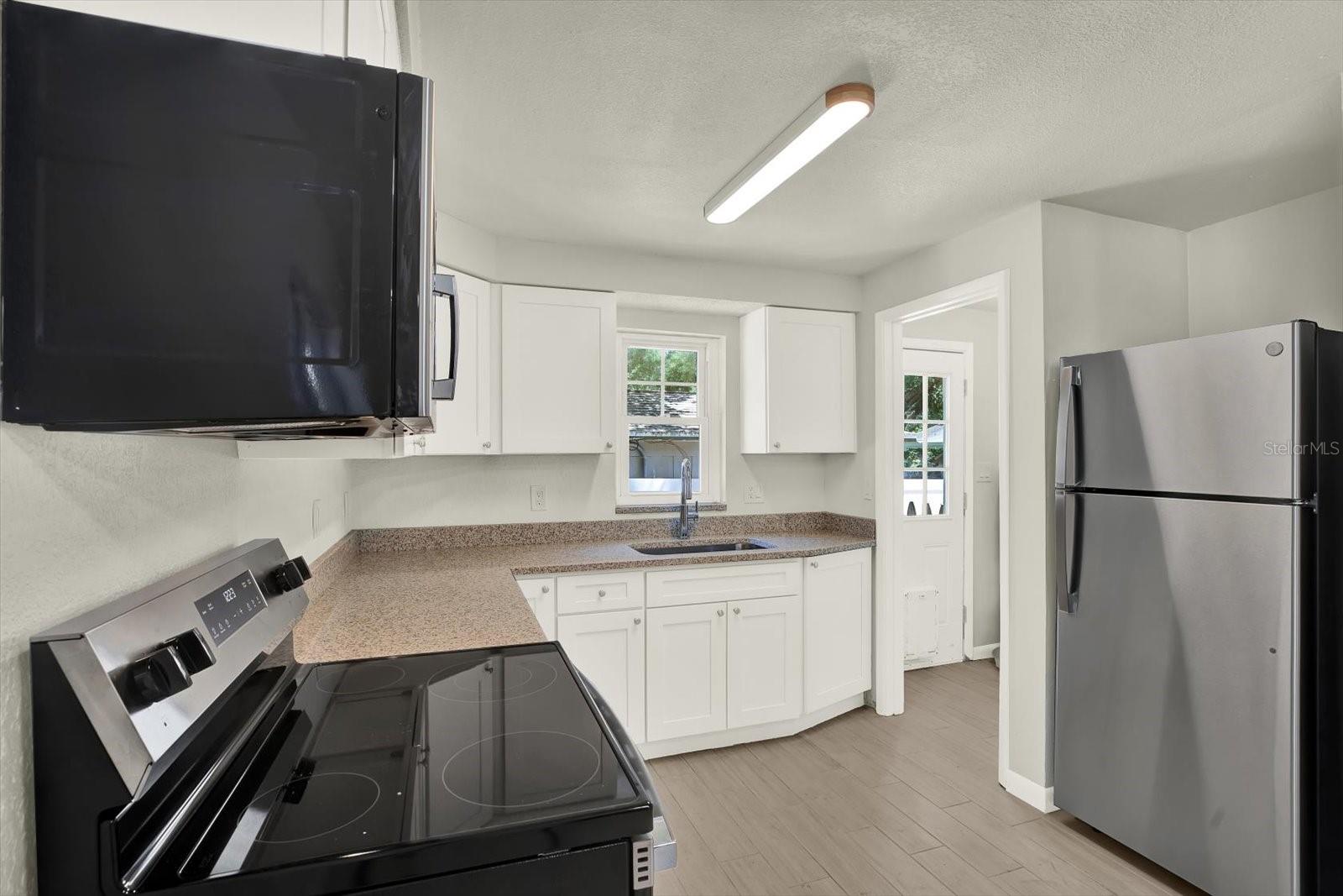 1187 BASS BLVD #B, DUNEDIN, FL, 34698