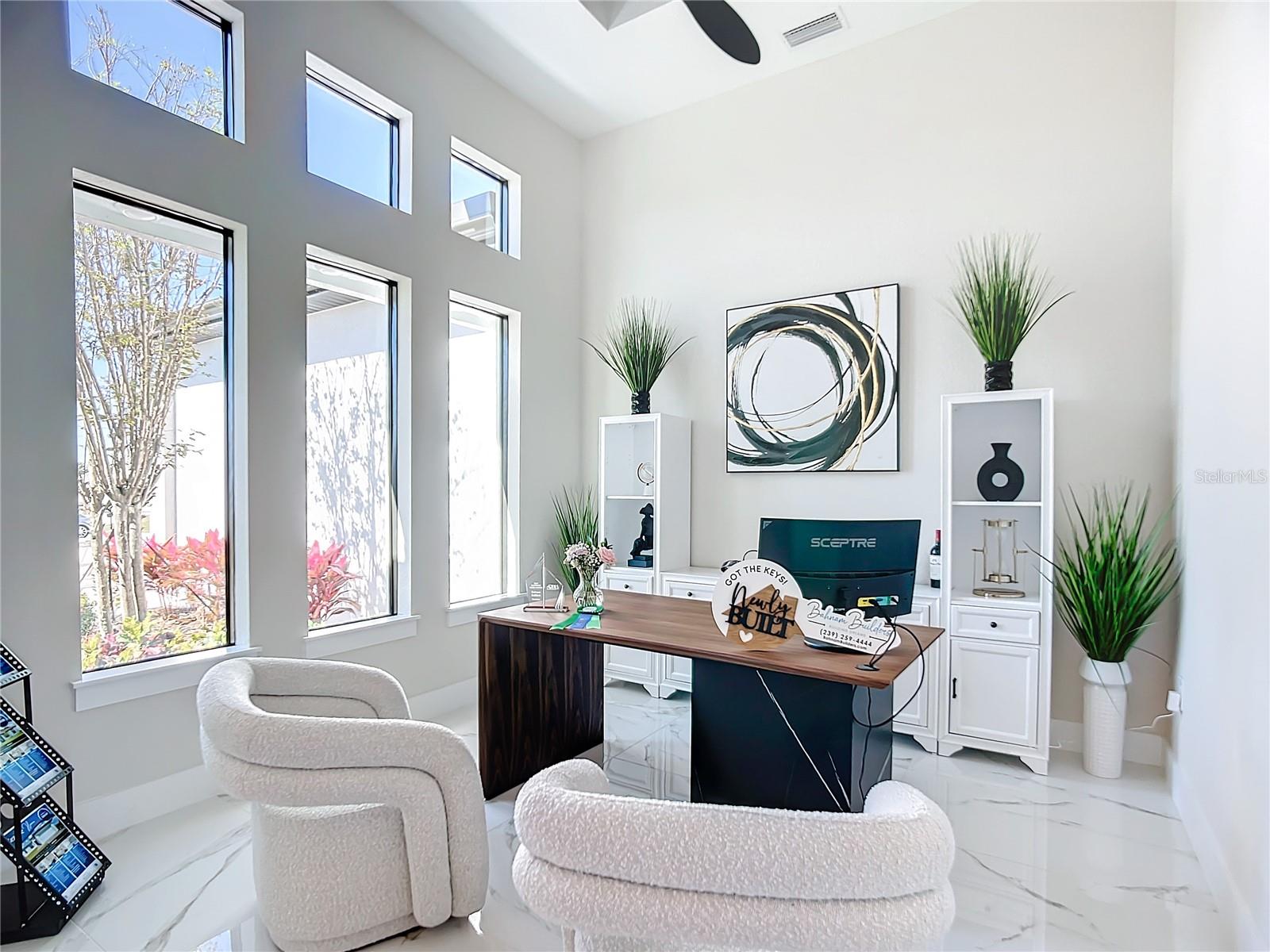 2527 GLEASON PKWY, CAPE CORAL, FL, 33914