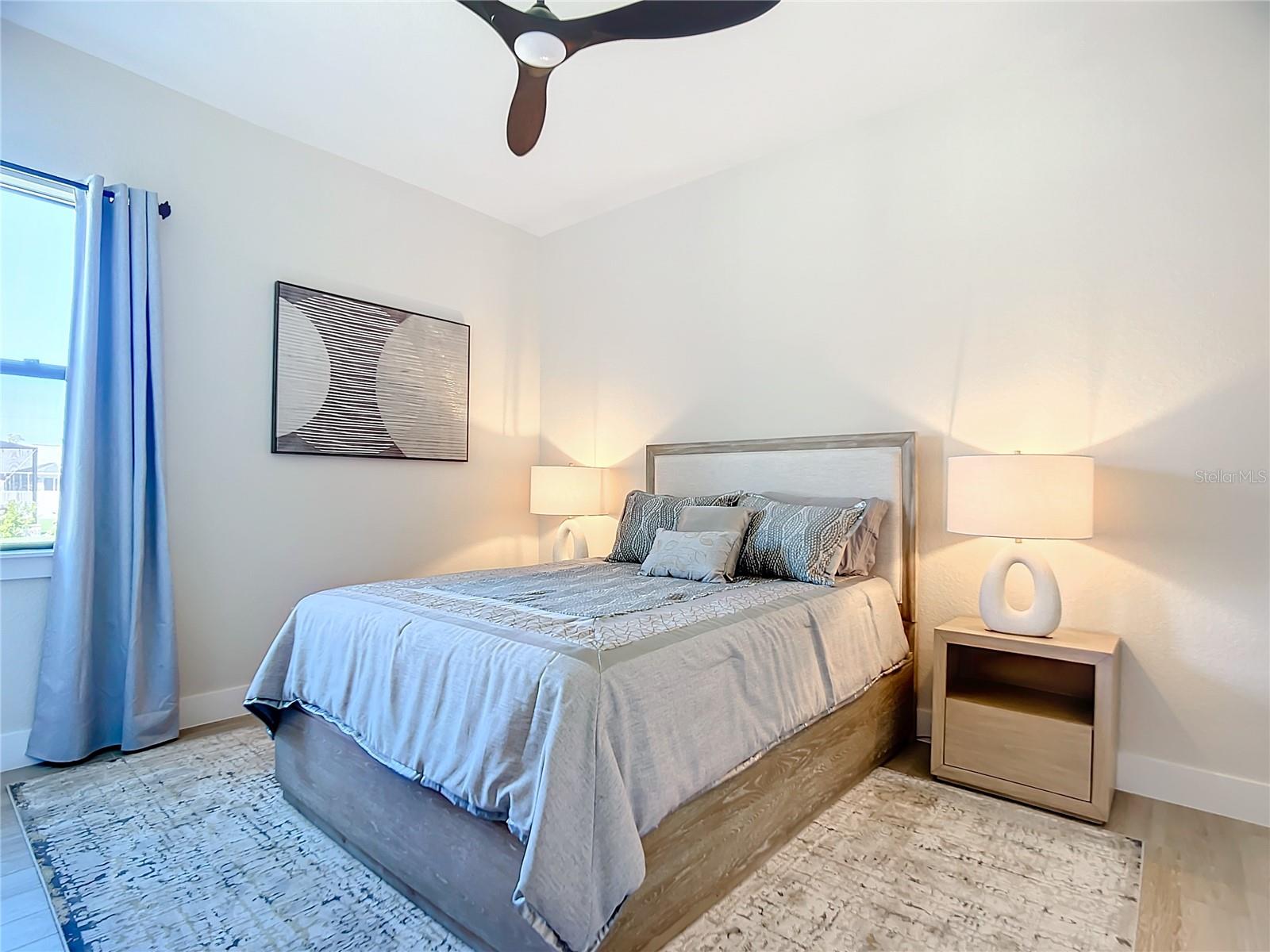 2527 GLEASON PKWY, CAPE CORAL, FL, 33914