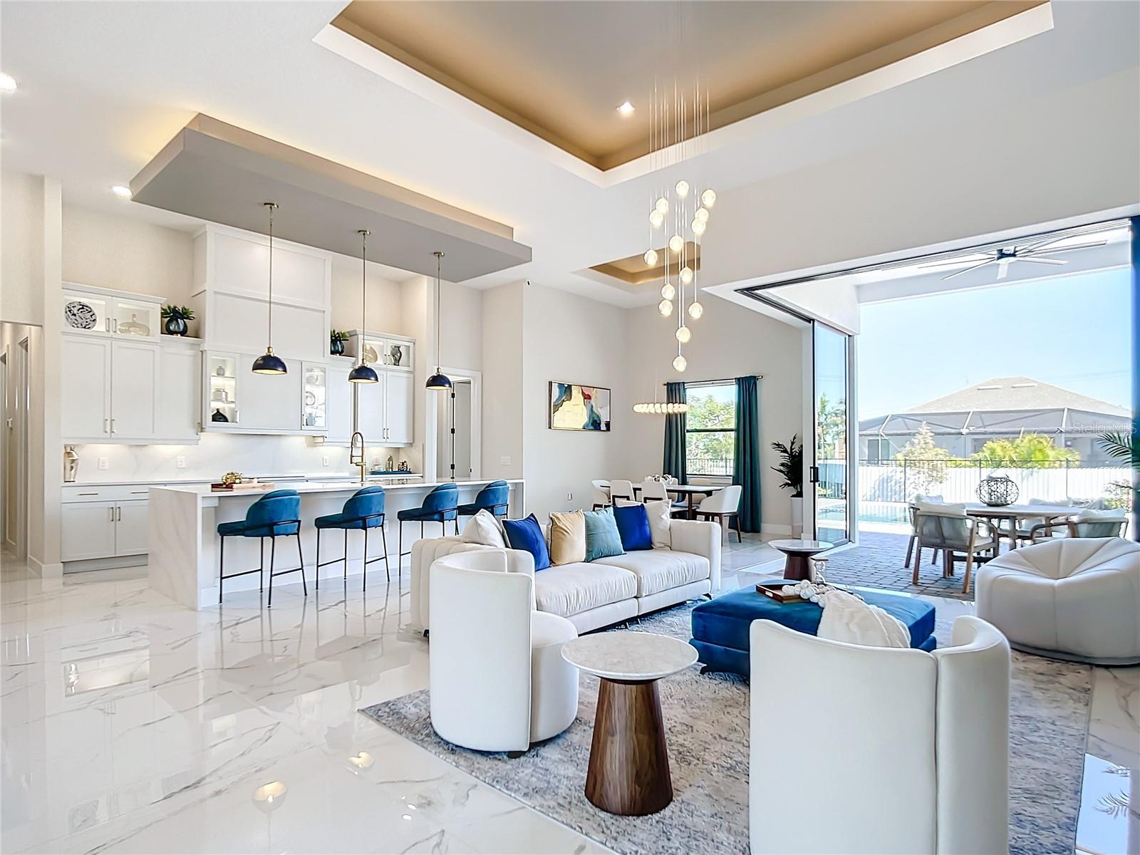 2527 GLEASON PKWY, CAPE CORAL, FL, 33914