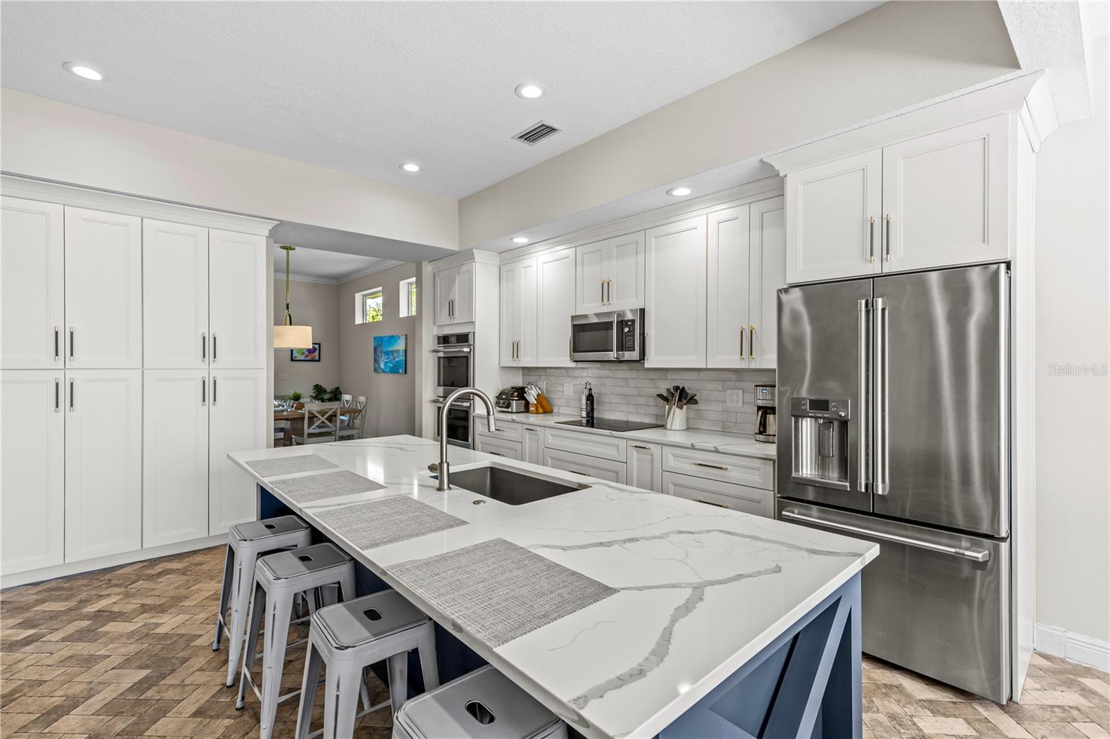 897 POINT SEASIDE DR, CRYSTAL BEACH, FL, 34681
