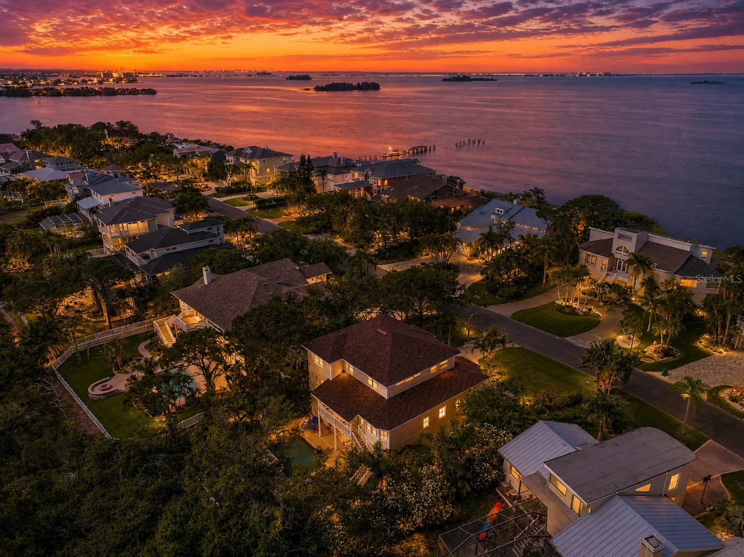 897 POINT SEASIDE DR, CRYSTAL BEACH, FL, 34681
