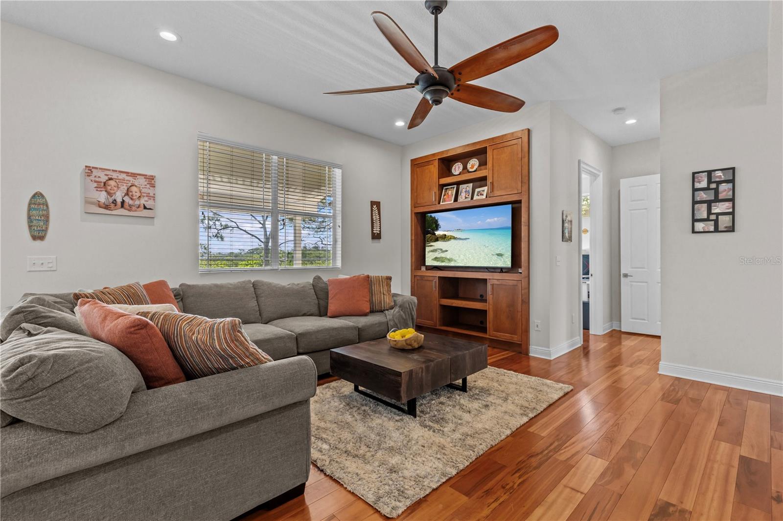 897 POINT SEASIDE DR, CRYSTAL BEACH, FL, 34681