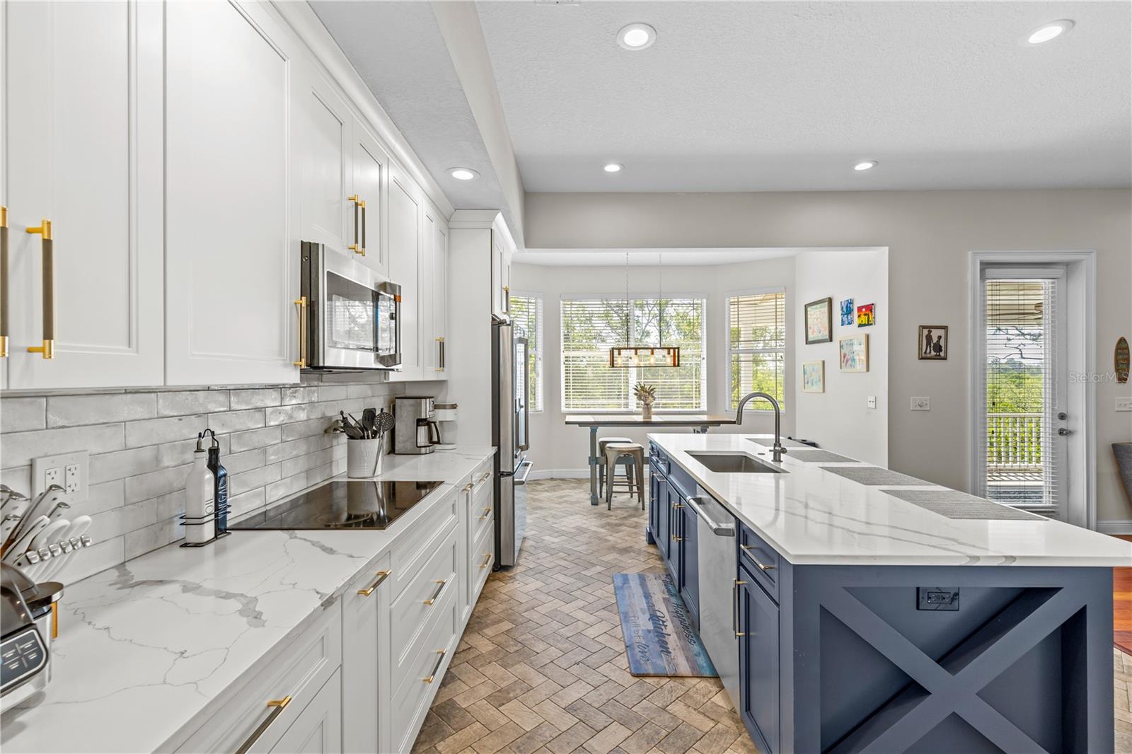 897 POINT SEASIDE DR, CRYSTAL BEACH, FL, 34681
