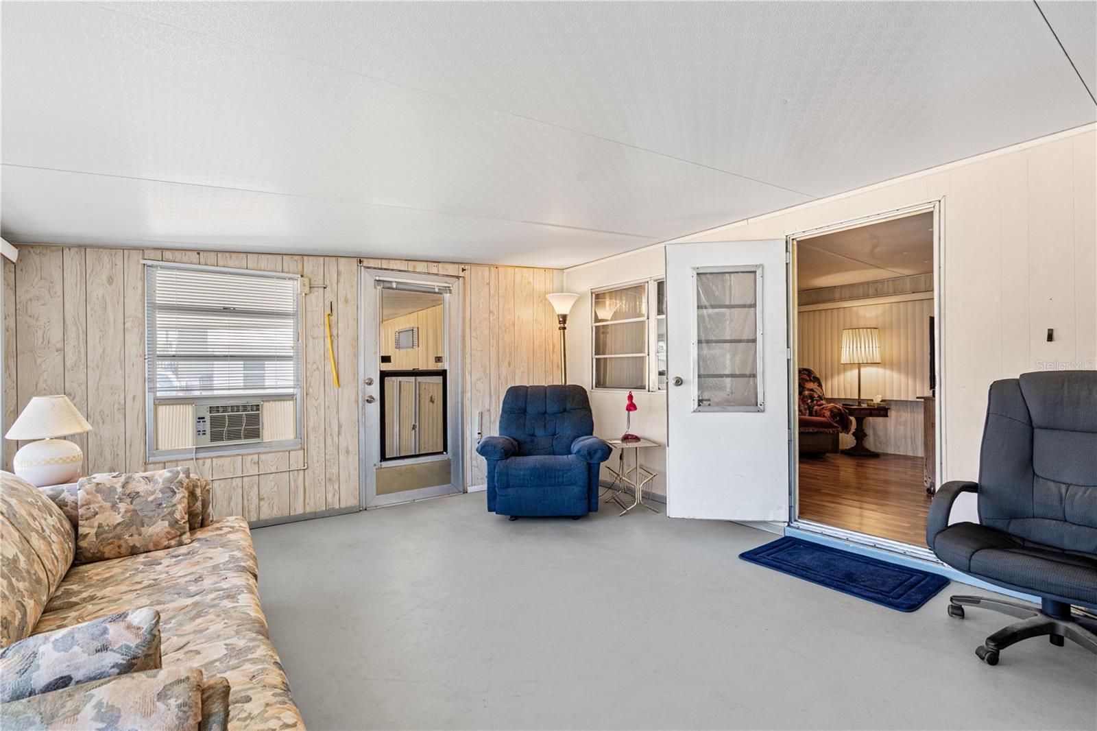 2400 SAN MIGUEL AVE, AVON PARK, FL, 33825