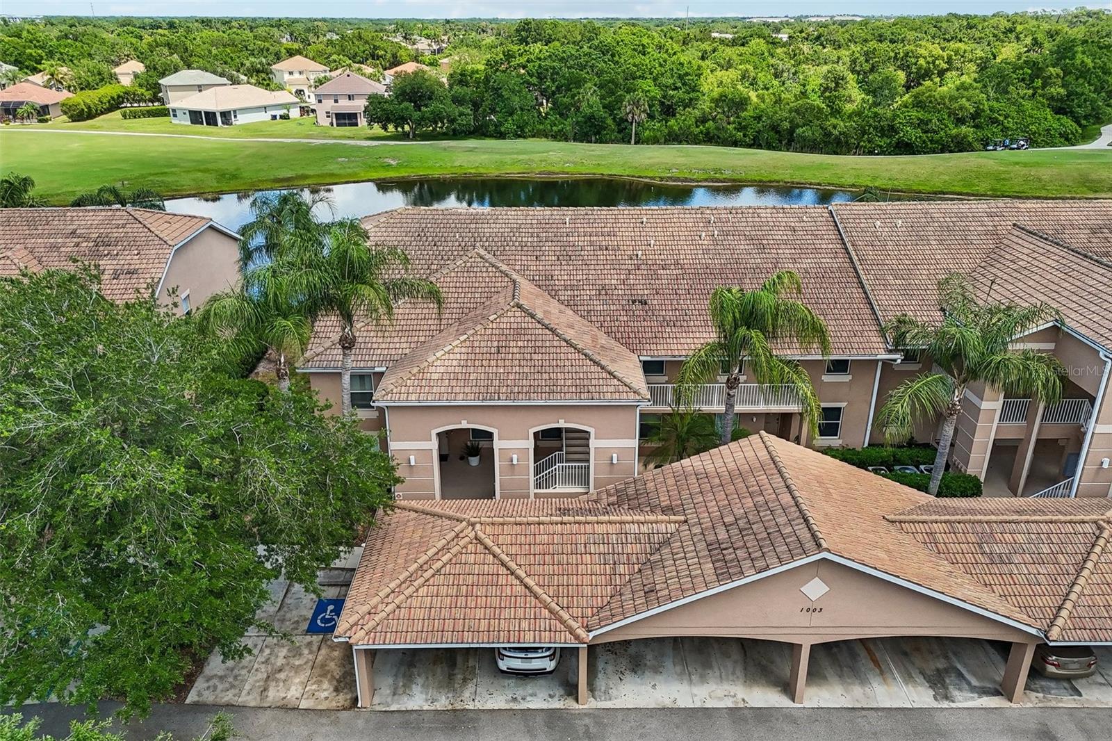 1003 FAIRWAYCOVE LN #201, BRADENTON, FL, 34212