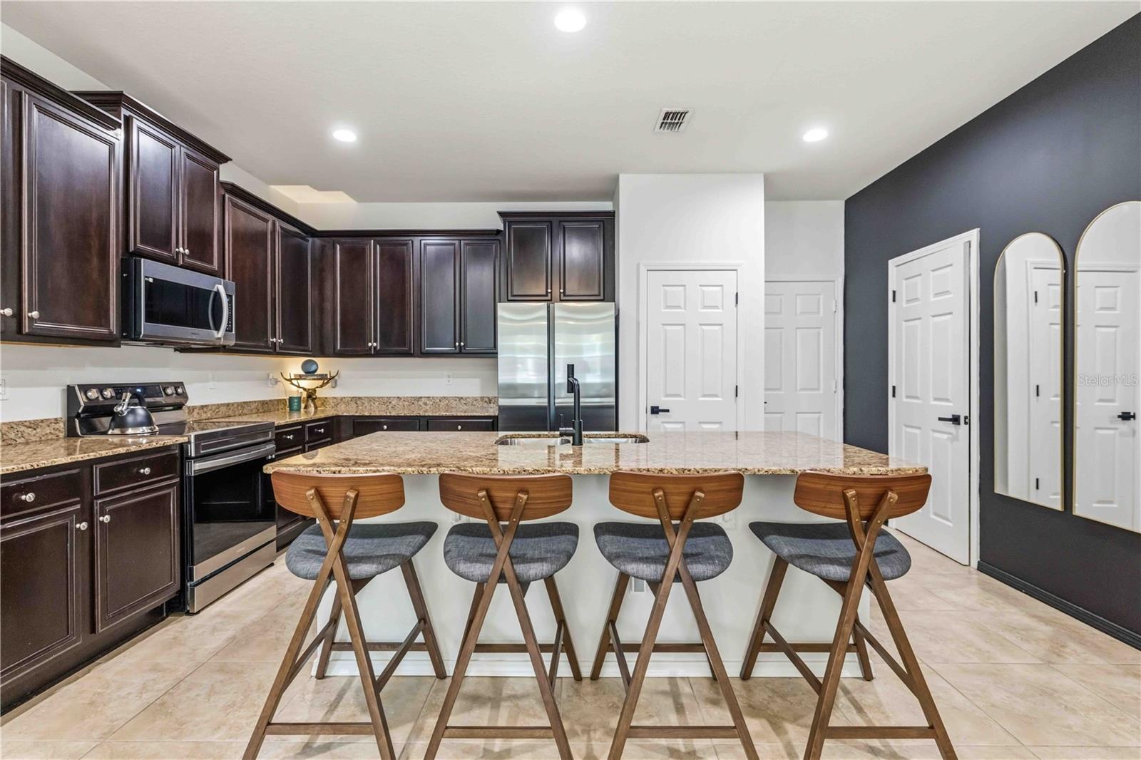 9040 ASPEN HOLLOW PL, RIVERVIEW, FL, 33578