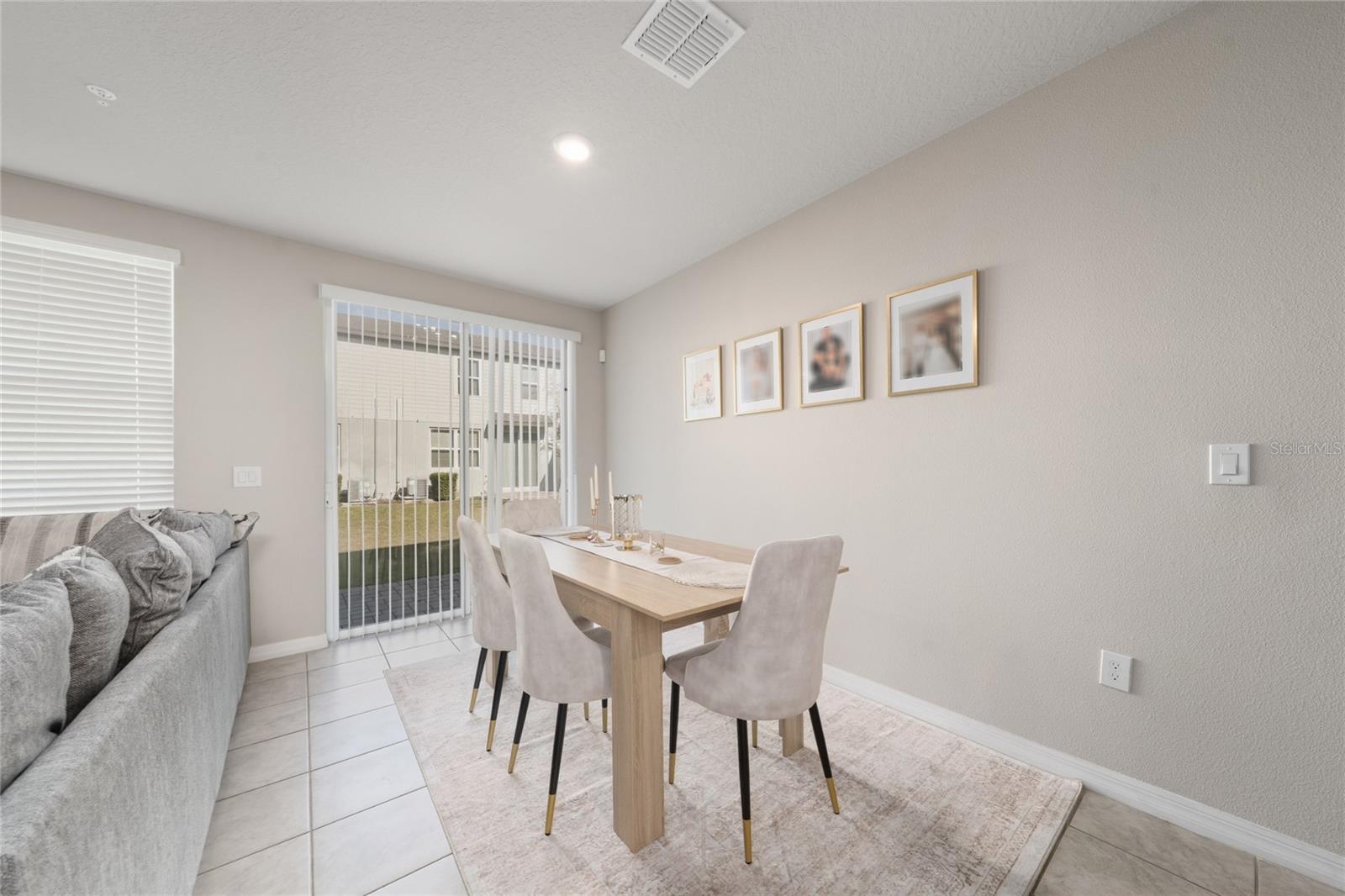 2043 HAREBELL LN, OCOEE, FL, 34761