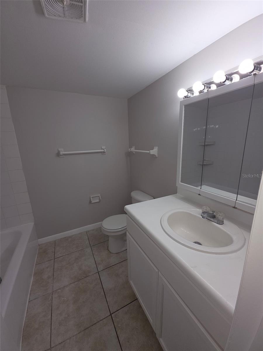 921 W OAK RIDGE RD #C, ORLANDO, FL, 32809