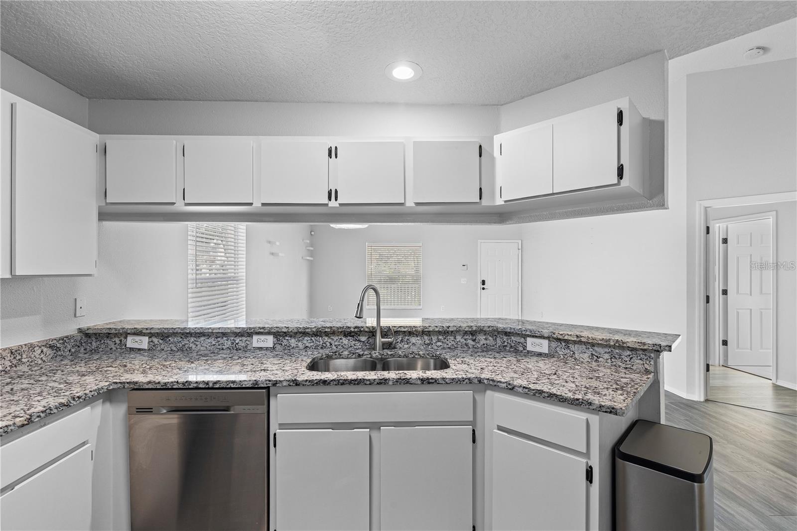 7515 S WEST SHORE BLVD, TAMPA, FL, 33616