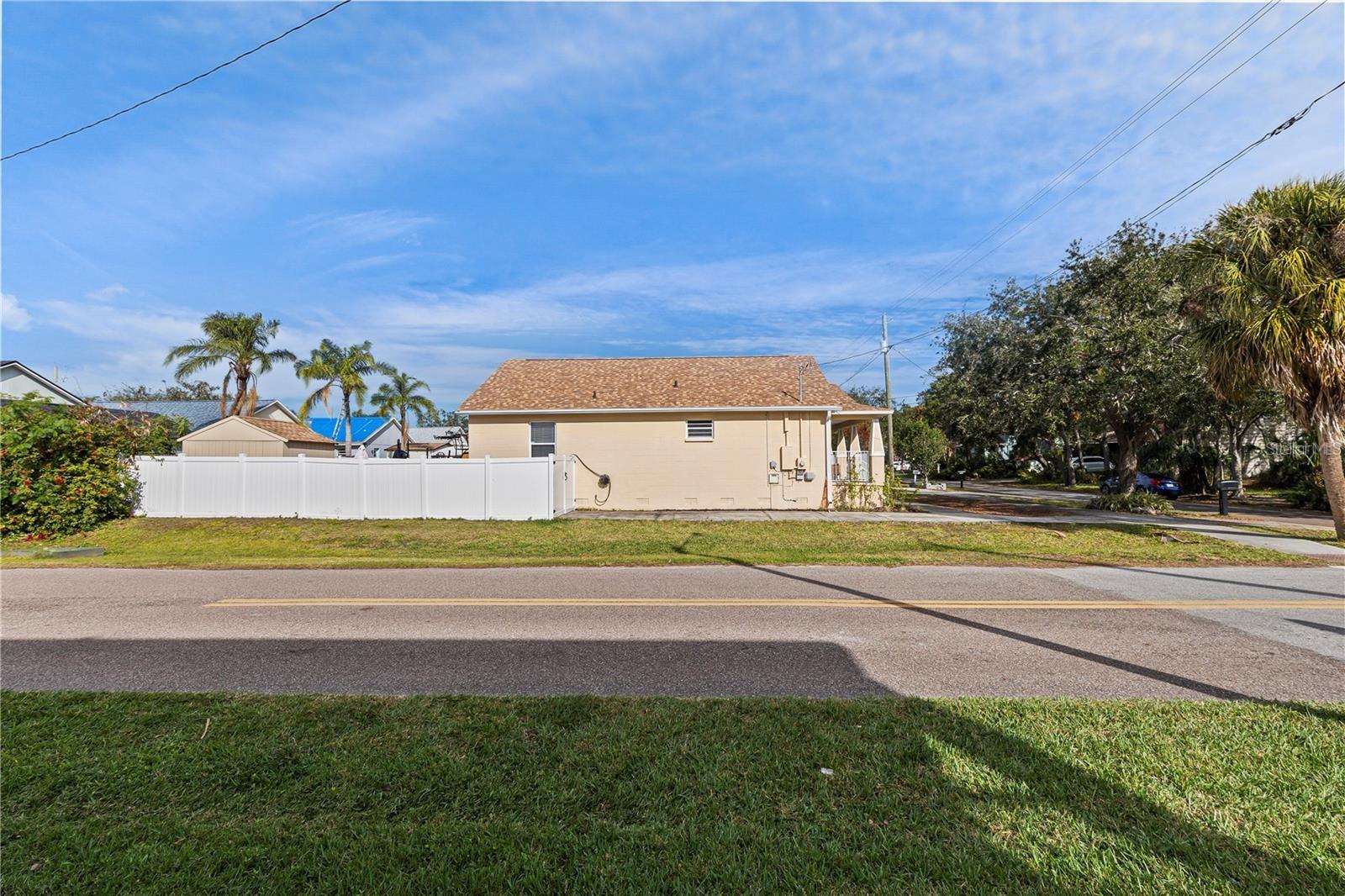 7515 S WEST SHORE BLVD, TAMPA, FL, 33616