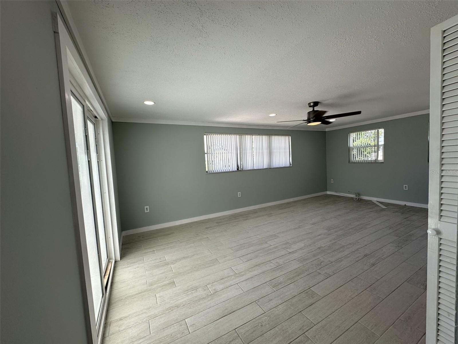 835 CONREID DR NE, PORT CHARLOTTE, FL, 33952