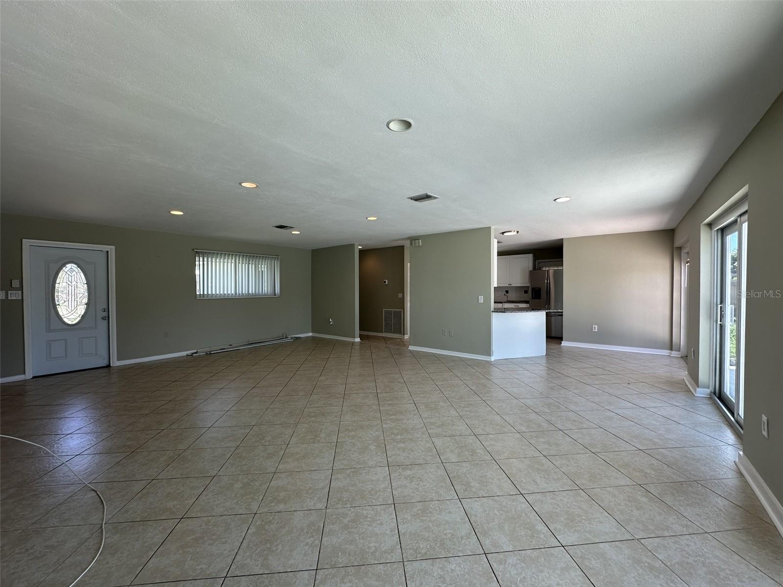 835 CONREID DR NE, PORT CHARLOTTE, FL, 33952