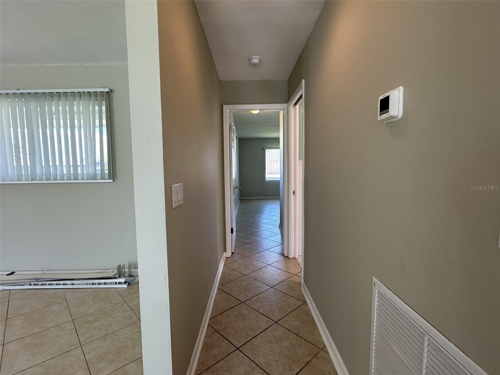 835 CONREID DR NE, PORT CHARLOTTE, FL, 33952