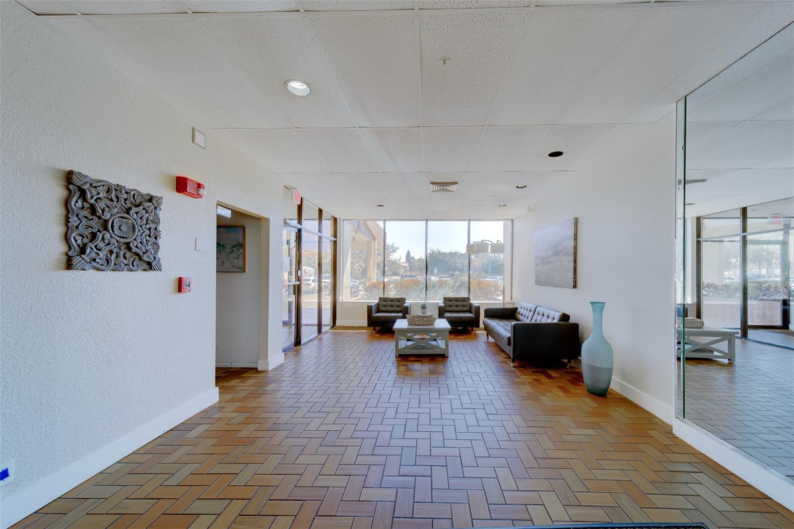 255 DOLPHIN PT #802, CLEARWATER BEACH, FL, 33767