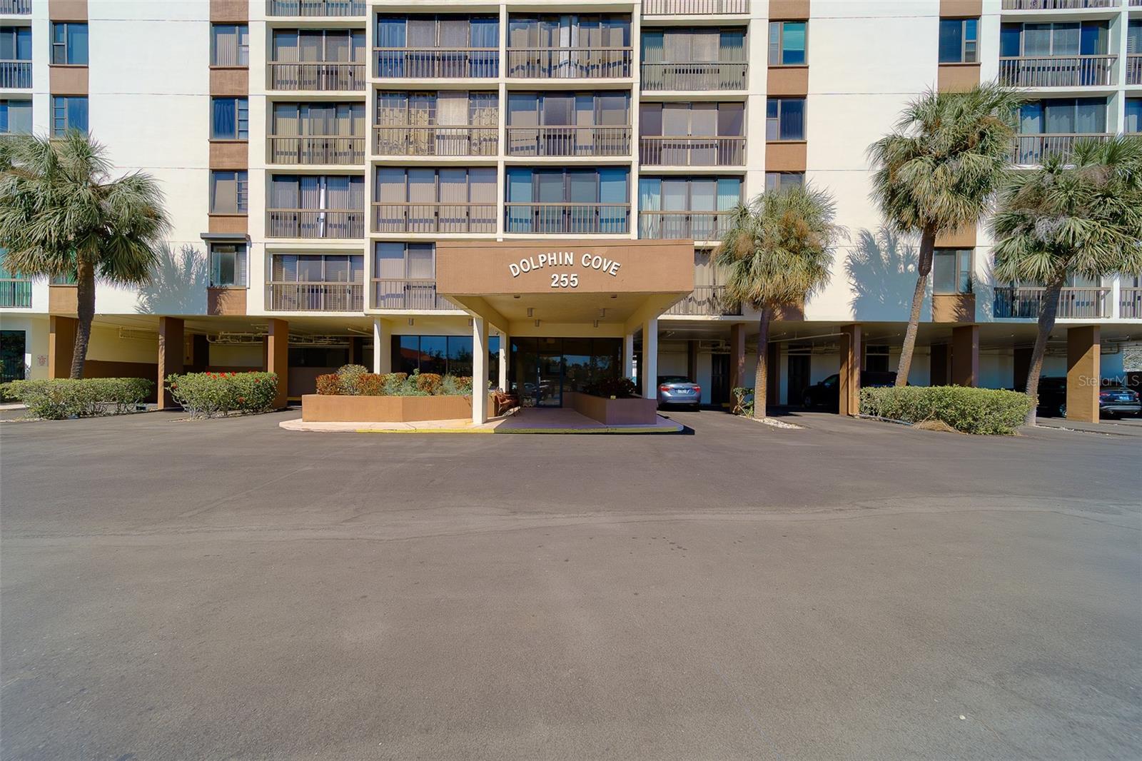 255 DOLPHIN PT #802, CLEARWATER BEACH, FL, 33767