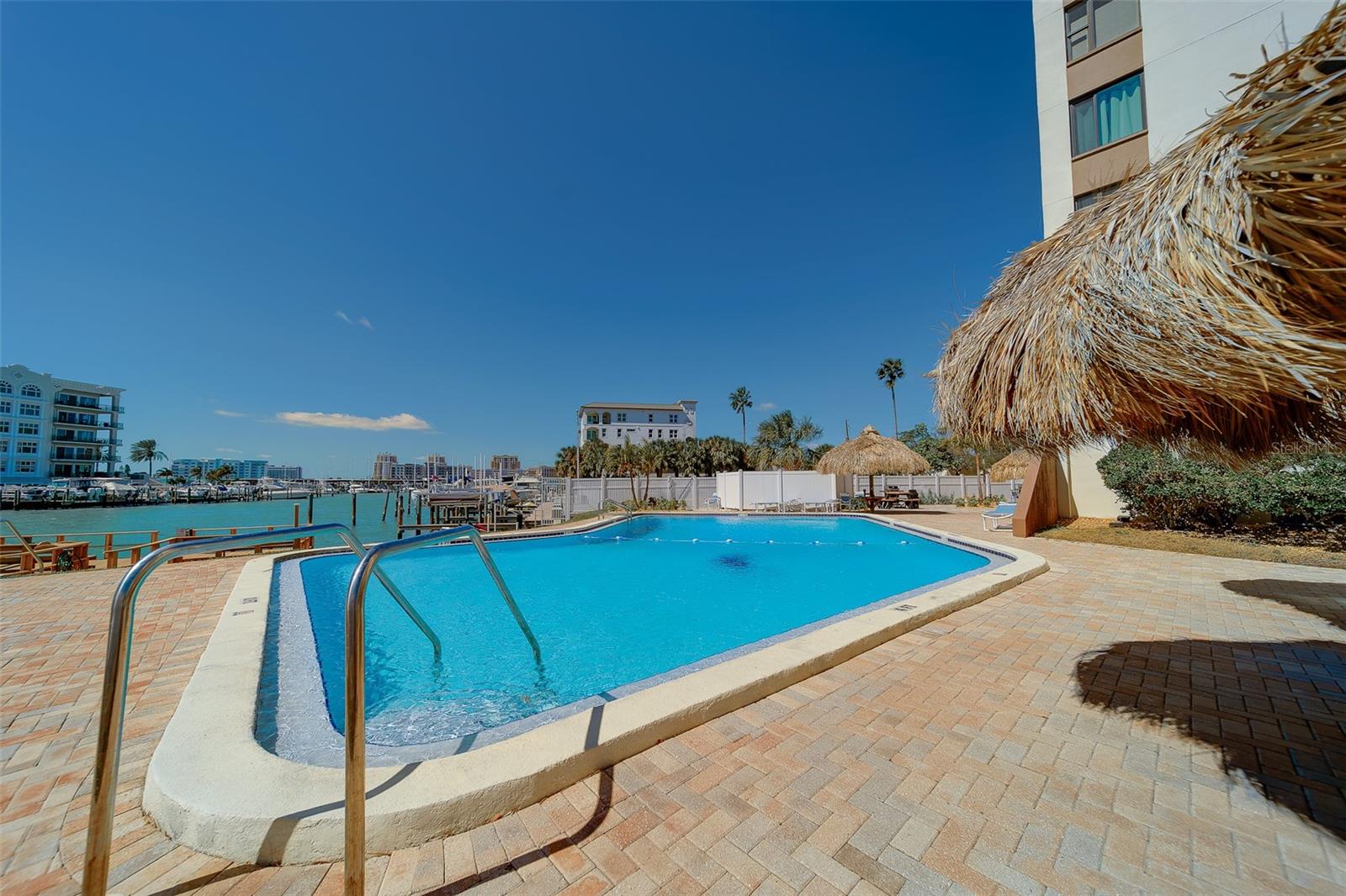 255 DOLPHIN PT #802, CLEARWATER BEACH, FL, 33767