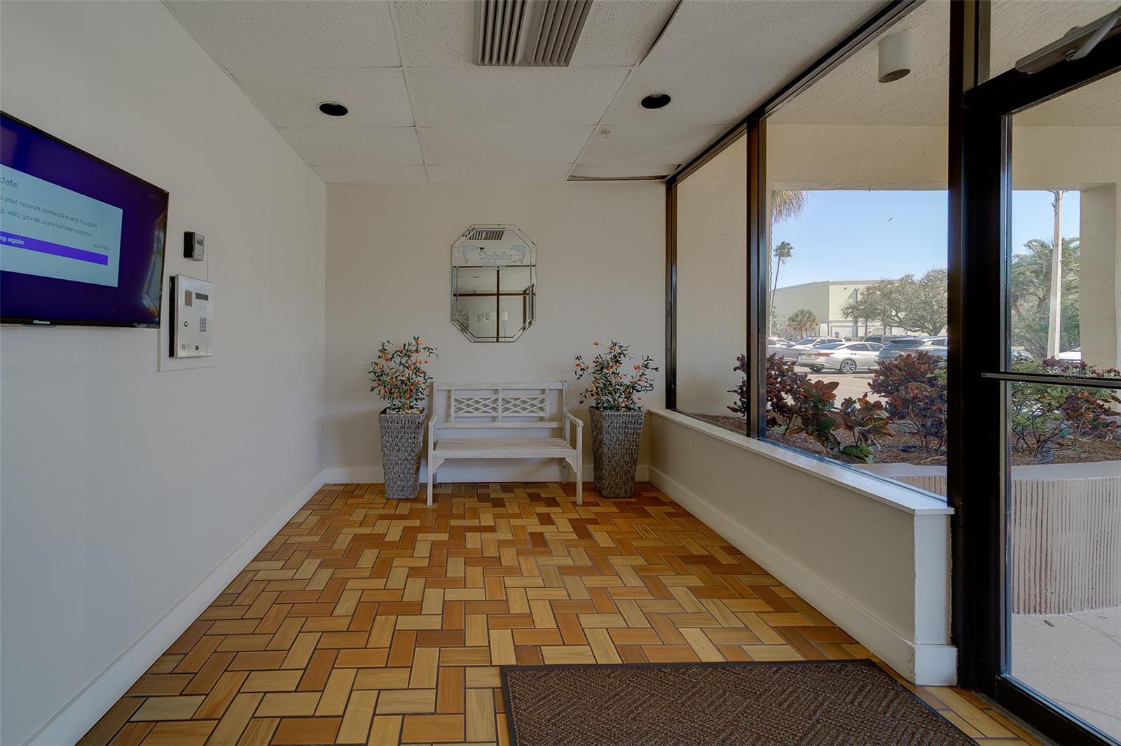 255 DOLPHIN PT #802, CLEARWATER BEACH, FL, 33767