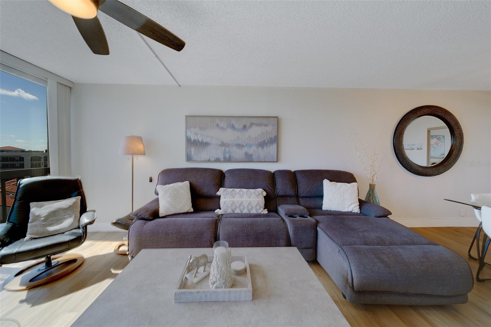 255 DOLPHIN PT #802, CLEARWATER BEACH, FL, 33767
