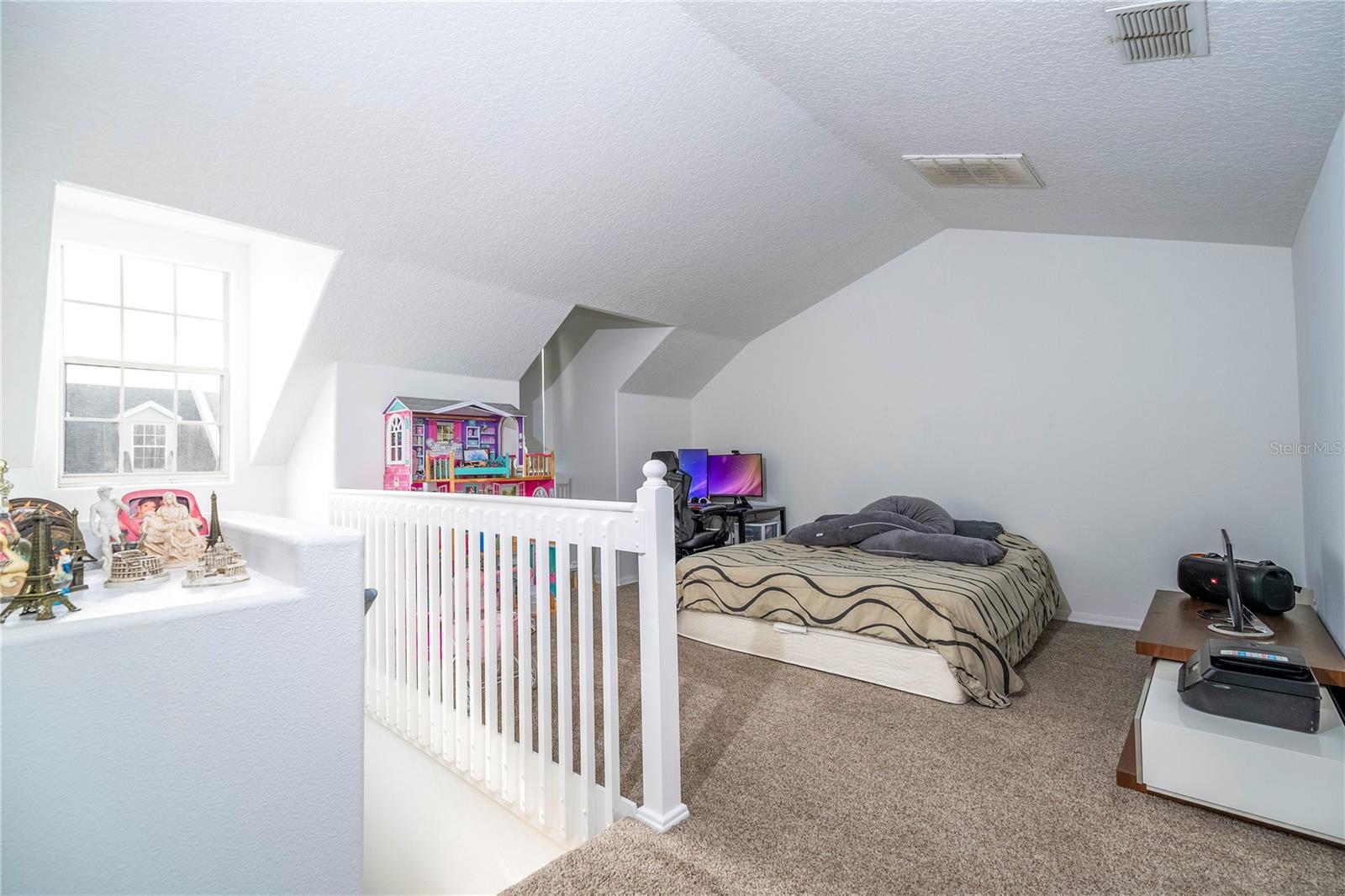 1886 ISLAND WALK DR, ORLANDO, FL, 32824
