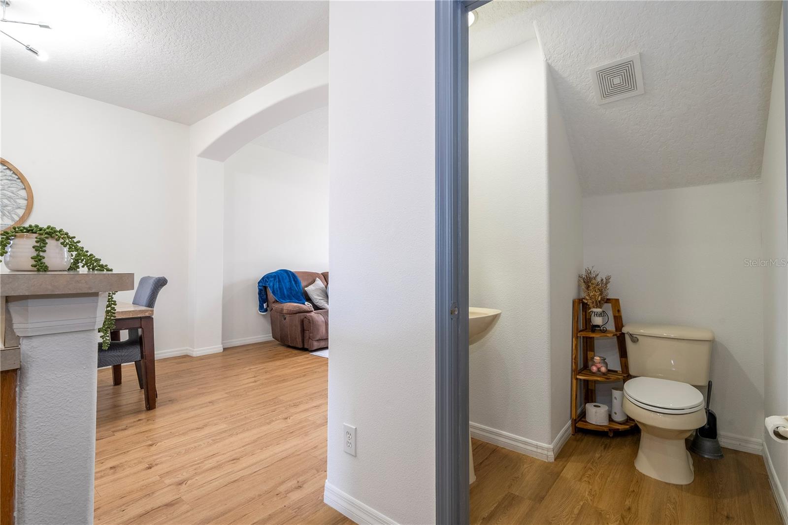1886 ISLAND WALK DR, ORLANDO, FL, 32824