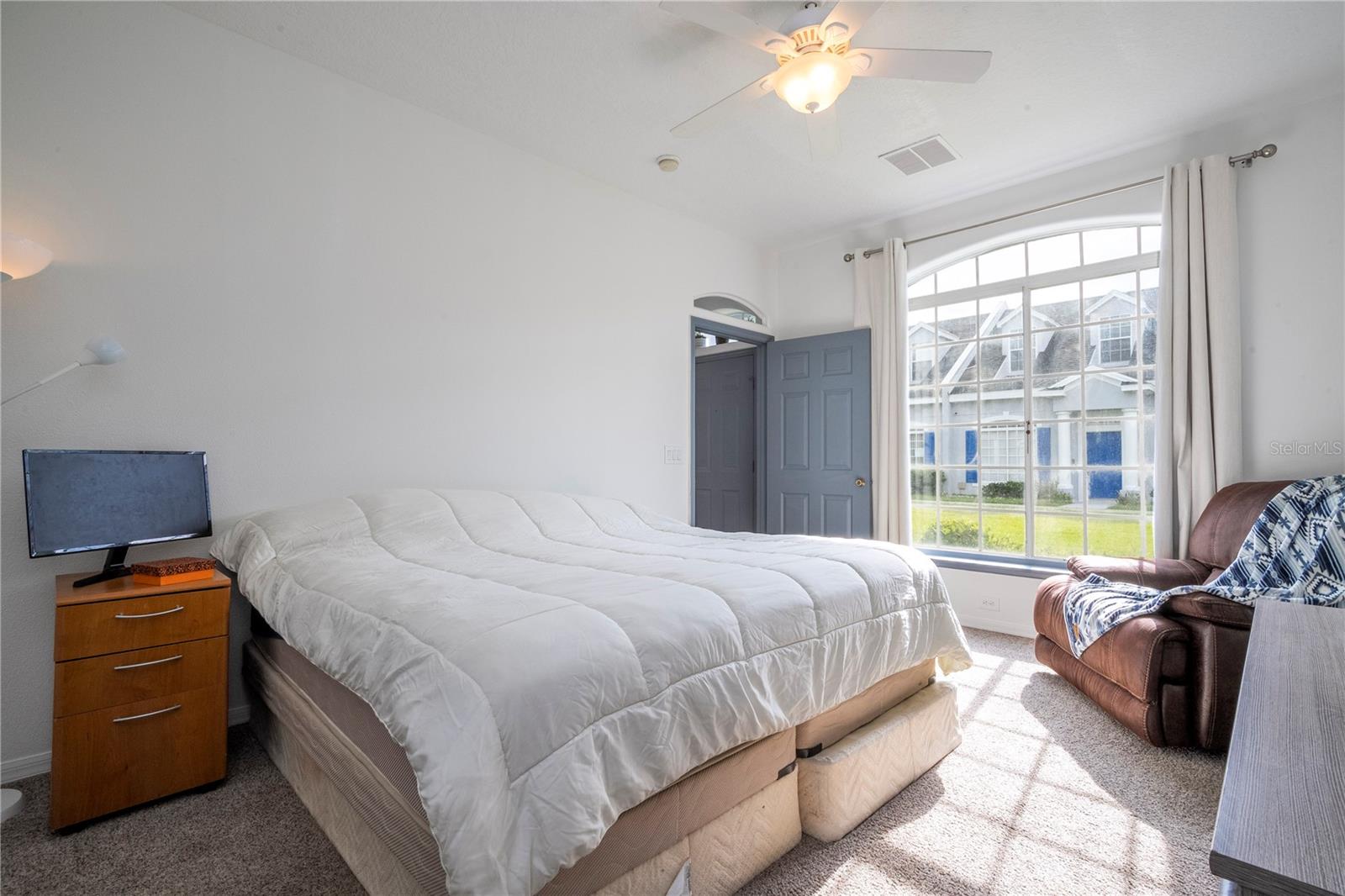 1886 ISLAND WALK DR, ORLANDO, FL, 32824