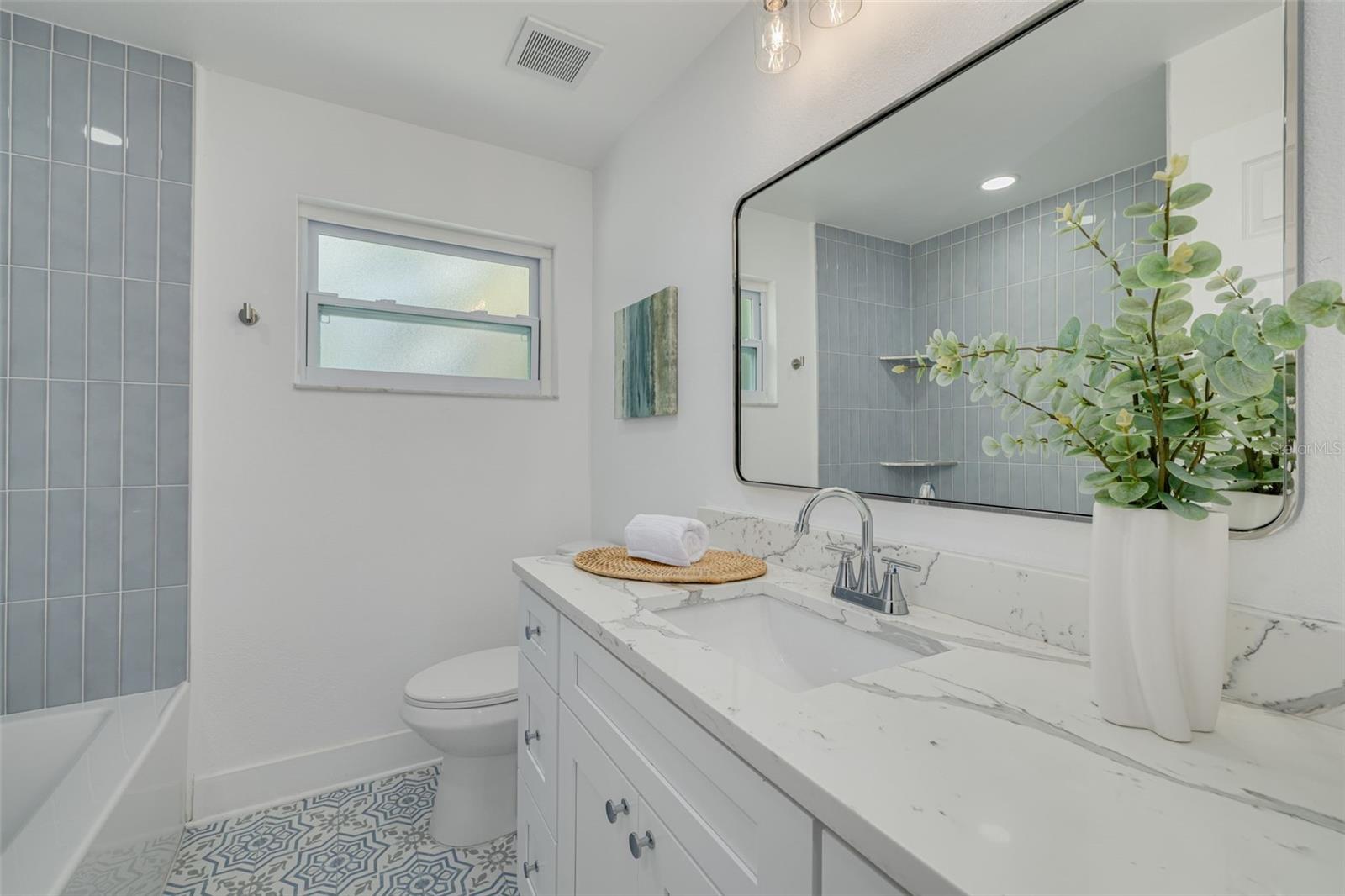 1872 PRINCETON DR, CLEARWATER, FL, 33765