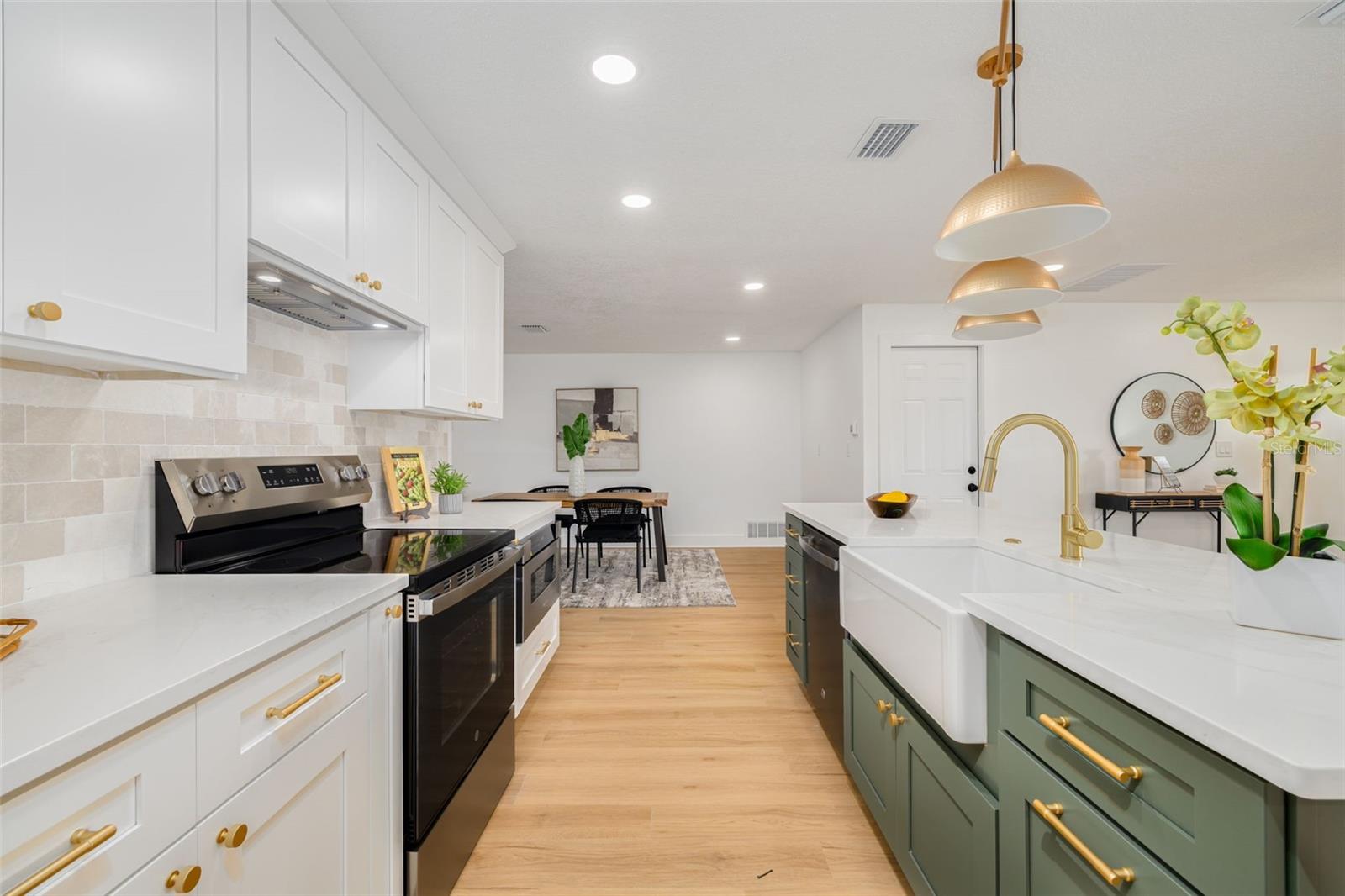 1872 PRINCETON DR, CLEARWATER, FL, 33765