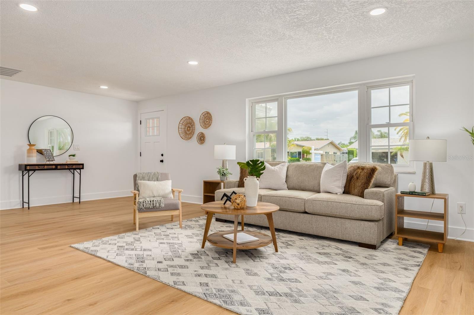 1872 PRINCETON DR, CLEARWATER, FL, 33765