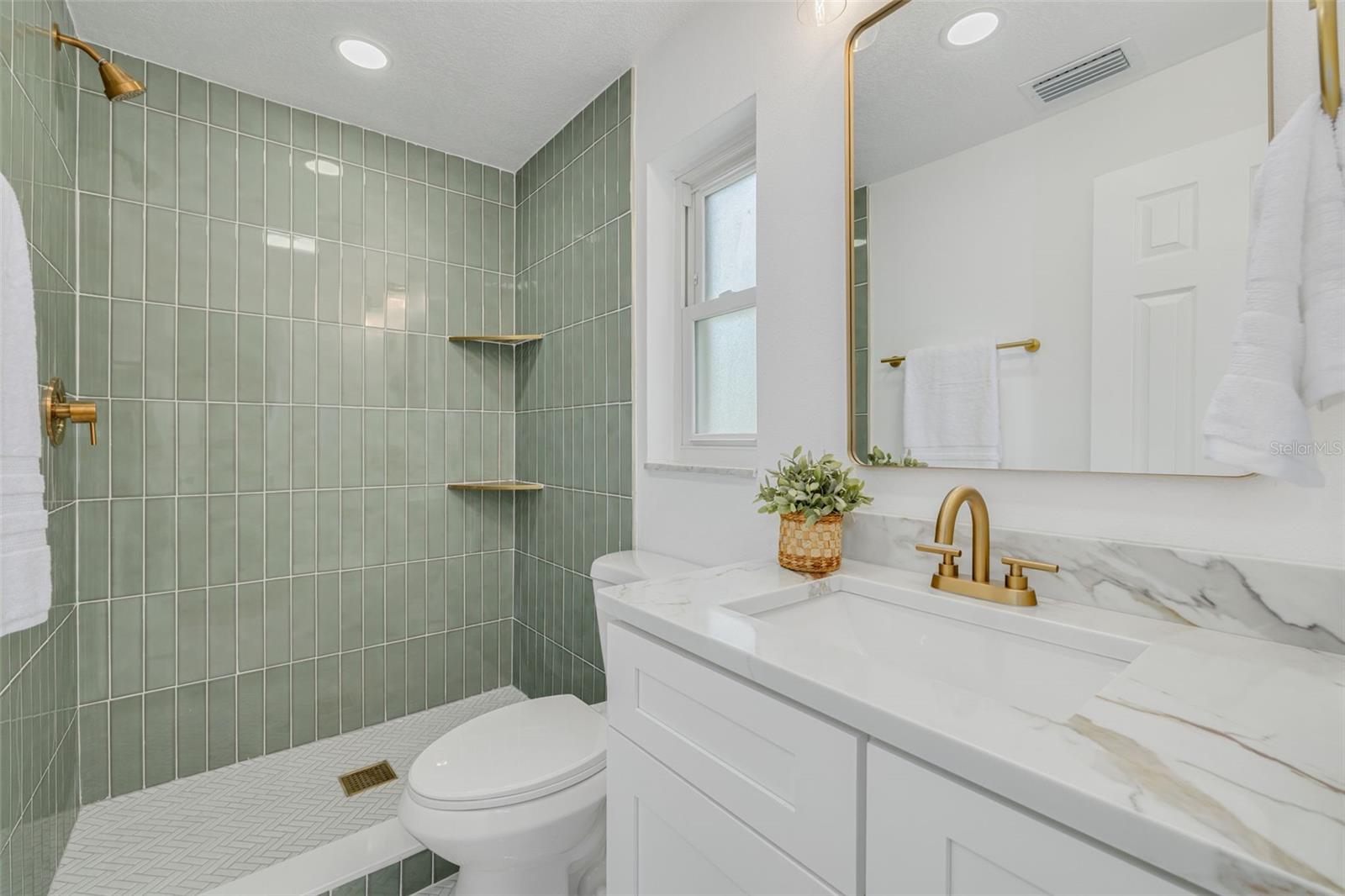 1872 PRINCETON DR, CLEARWATER, FL, 33765