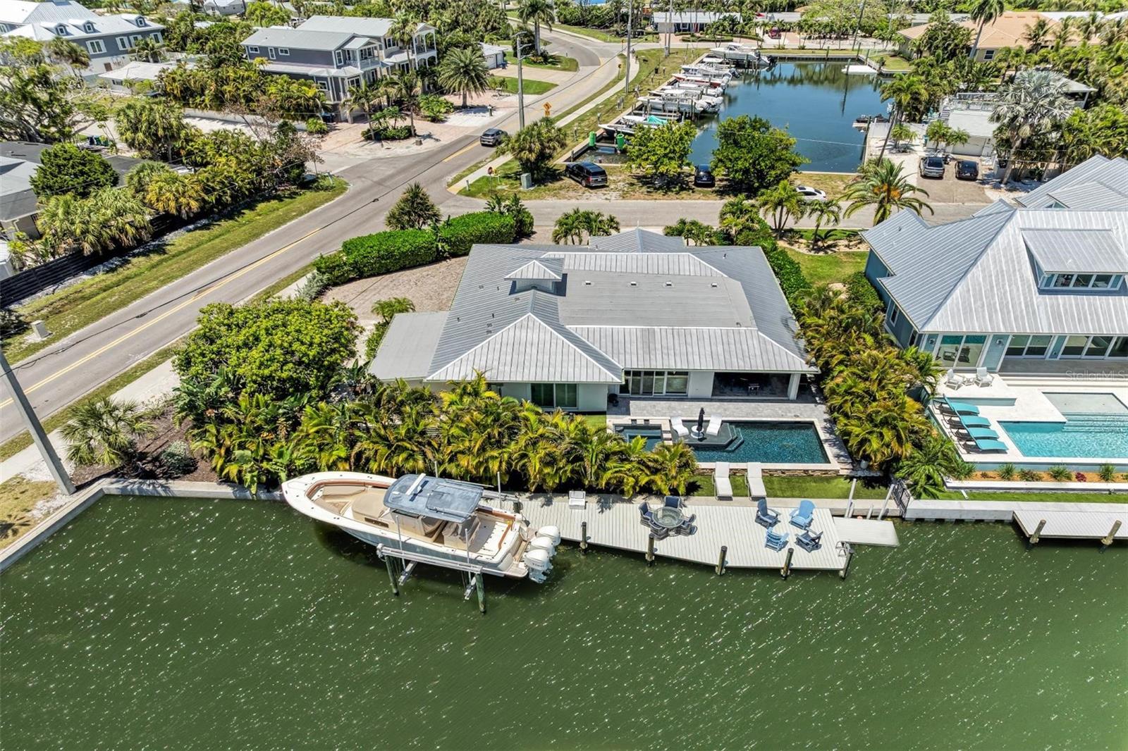 501 68TH ST, HOLMES BEACH, FL, 34217