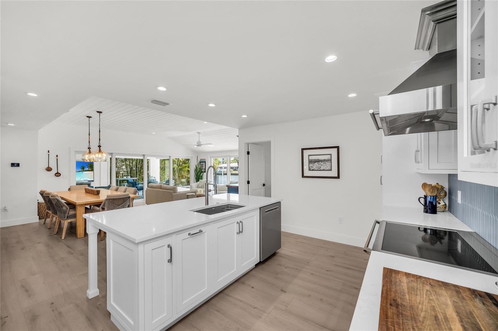 501 68TH ST, HOLMES BEACH, FL, 34217