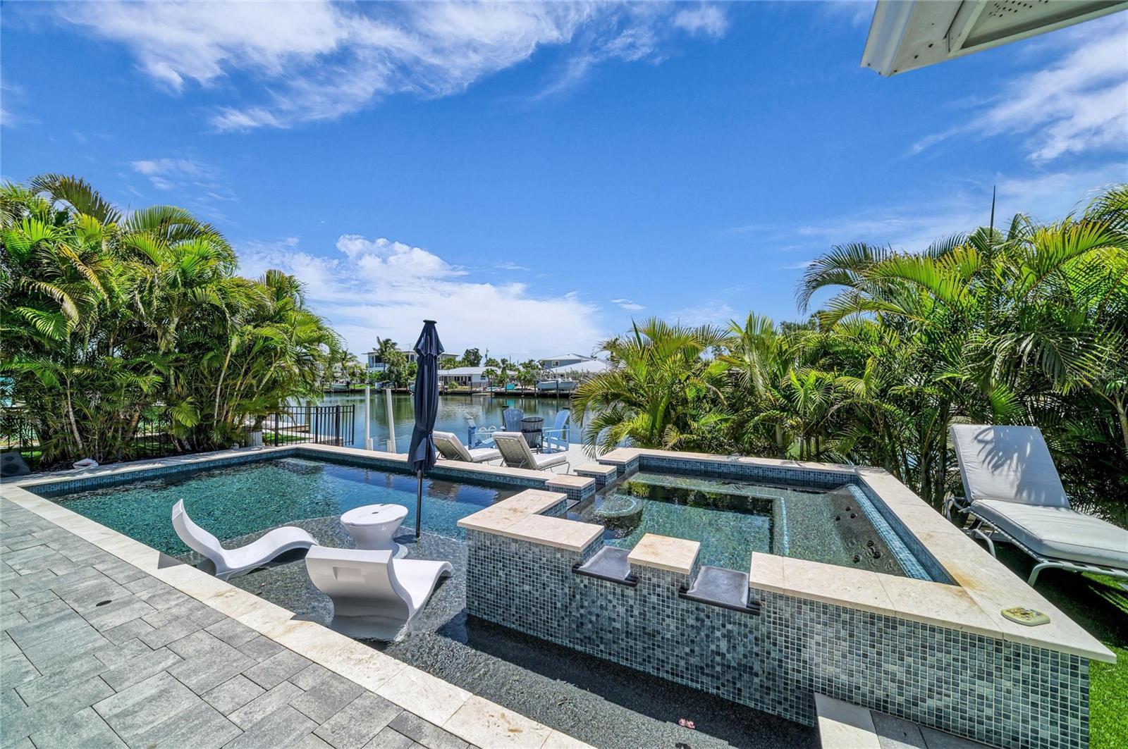 501 68TH ST, HOLMES BEACH, FL, 34217