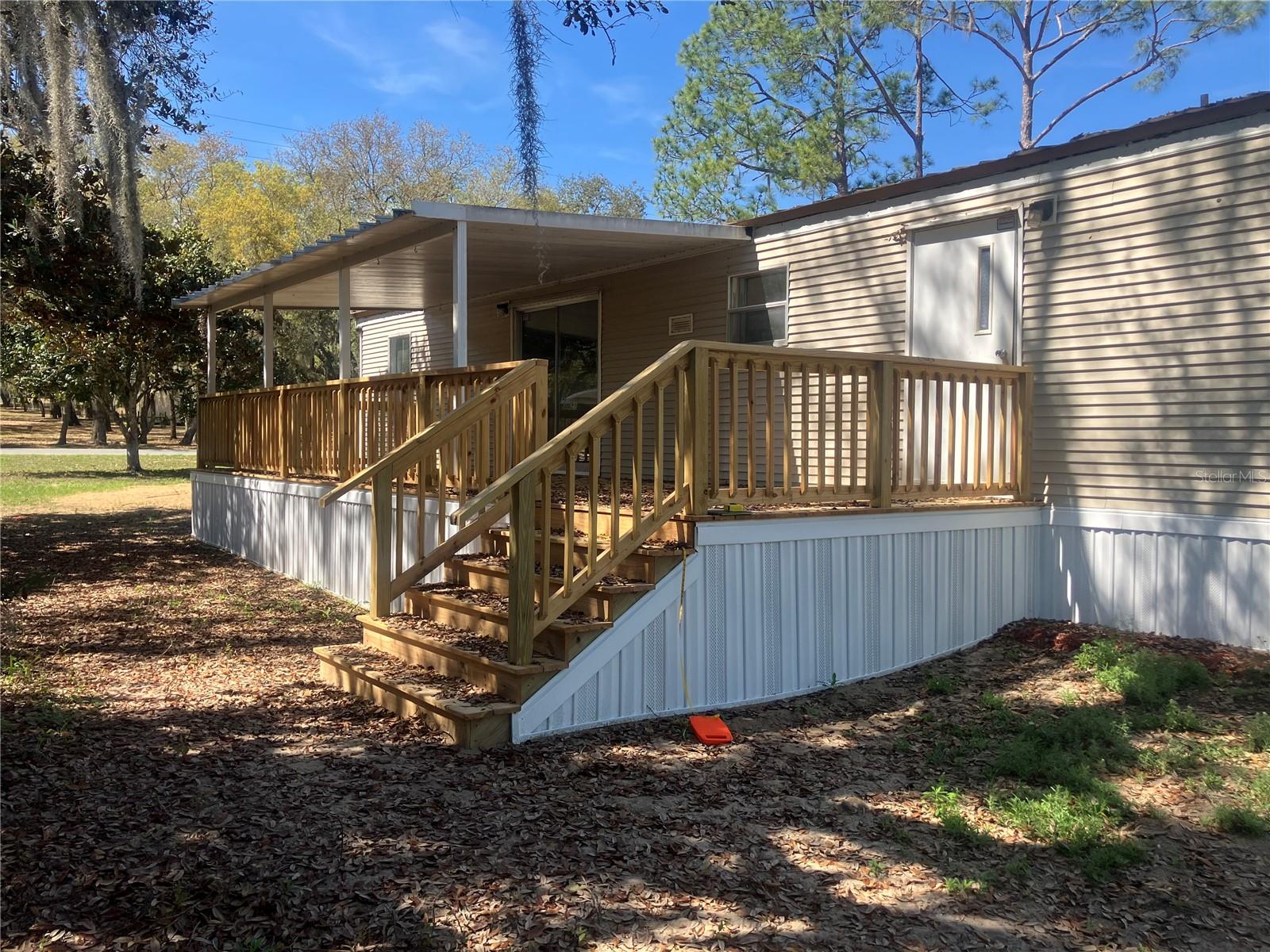 5520 INDIANA DR, LADY LAKE, FL, 32159