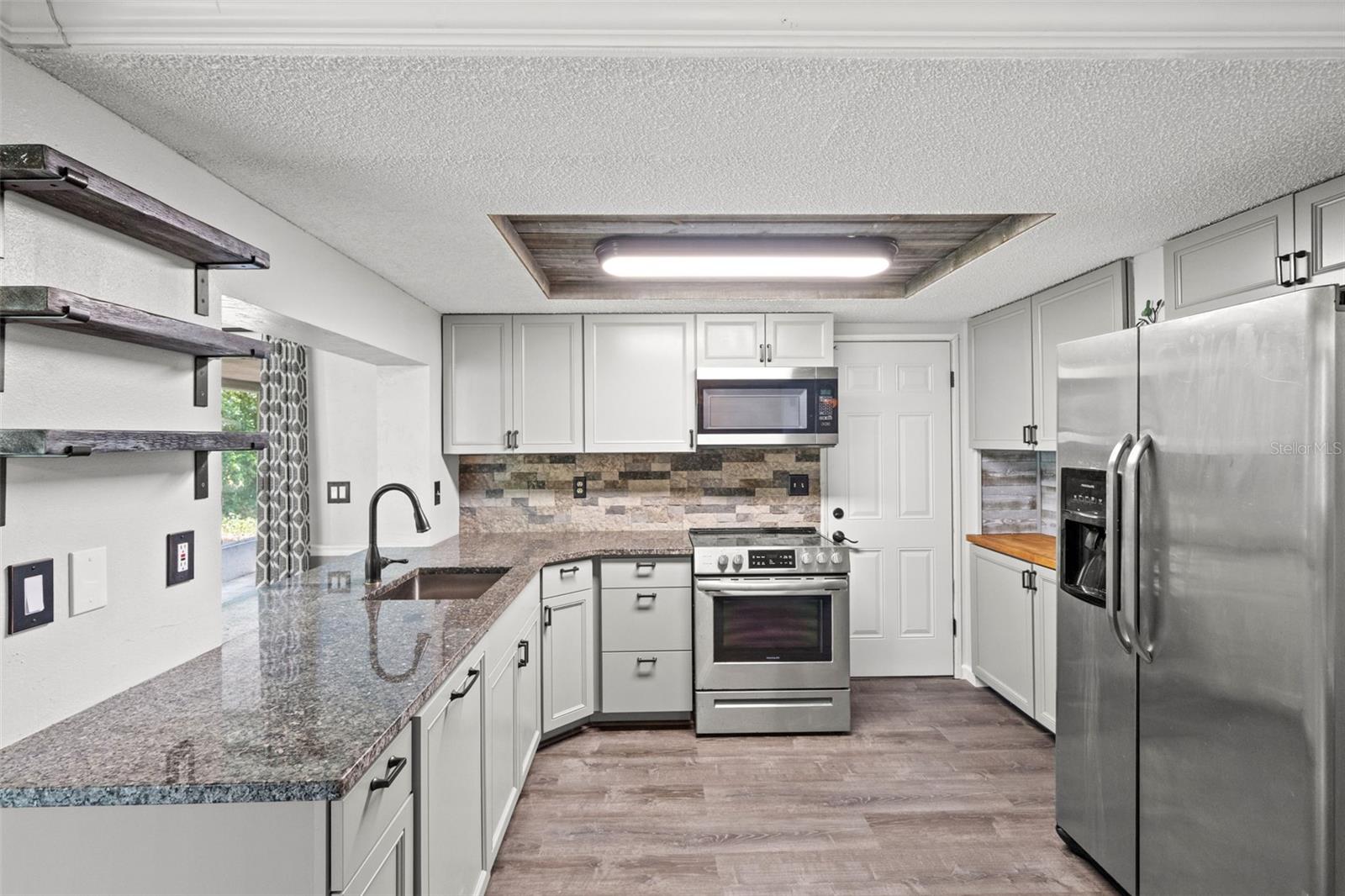 8804 LINCOLNSHIRE DR, HUDSON, FL, 34667