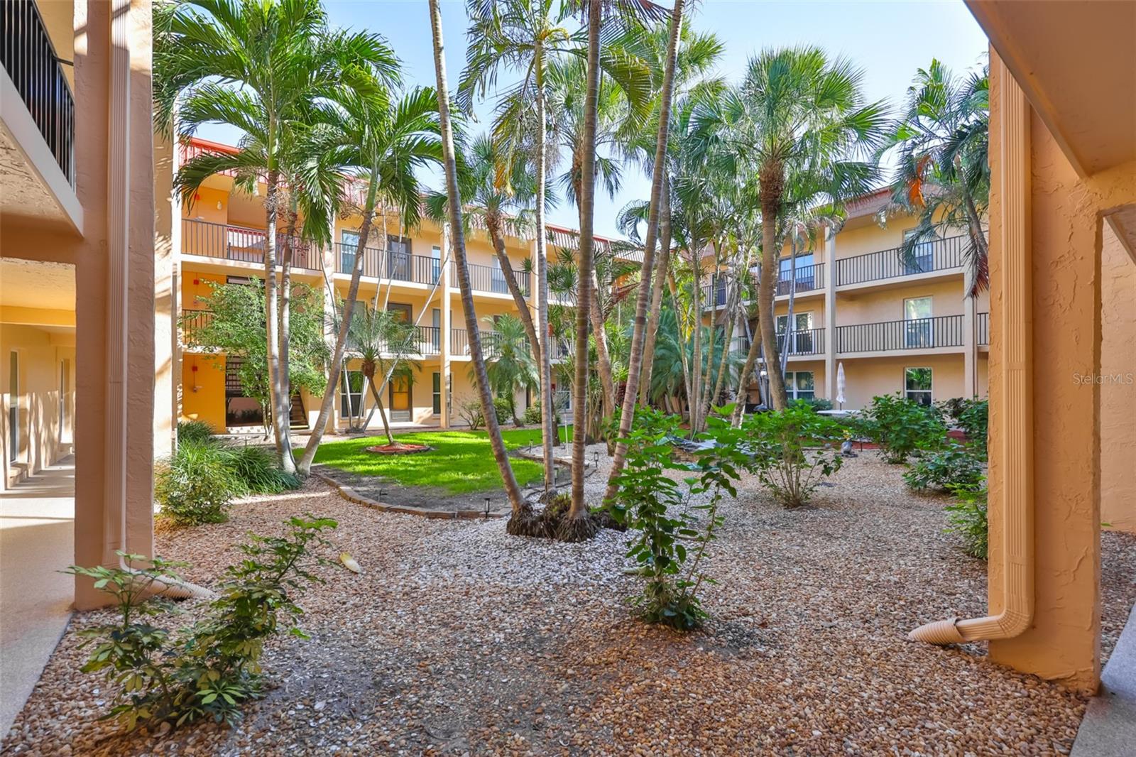 8911 BLIND PASS RD #106, ST PETE BEACH, FL, 33706