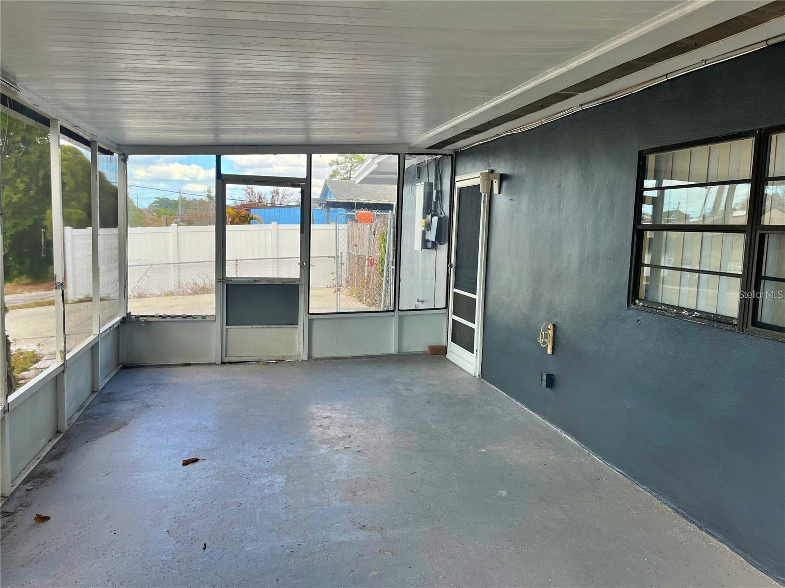 72 LAKE SHORE DR, PALM HARBOR, FL, 34684