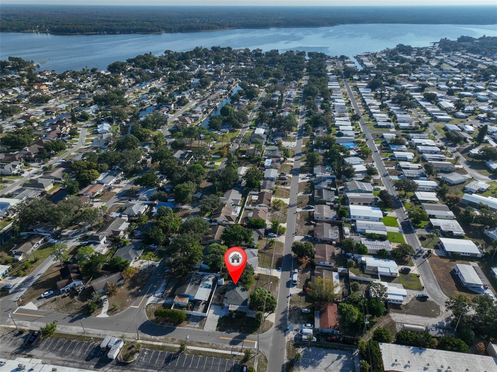72 LAKE SHORE DR, PALM HARBOR, FL, 34684