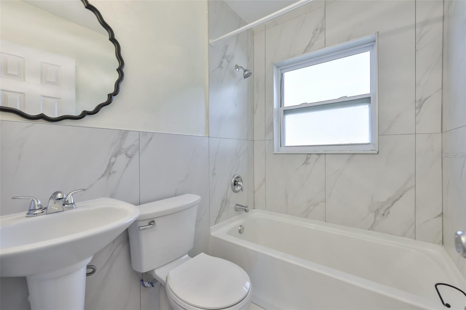 72 LAKE SHORE DR, PALM HARBOR, FL, 34684