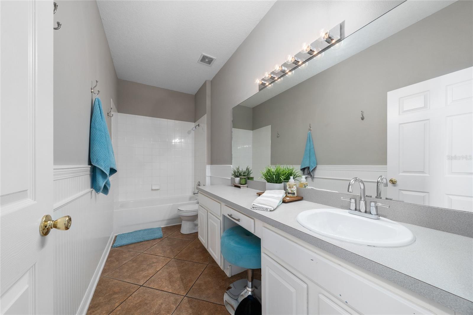 9724 MYRTLE CREEK LN, ORLANDO, FL, 32832