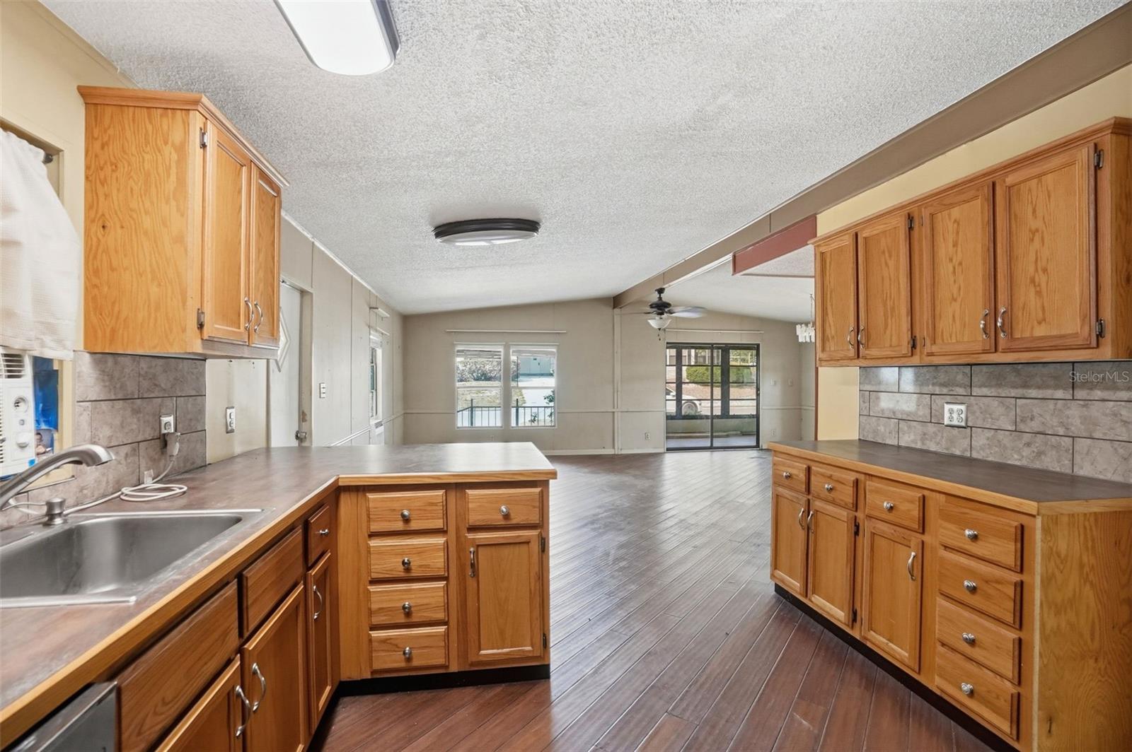 8304 WEATHERFORD AVE, BROOKSVILLE, FL, 34613