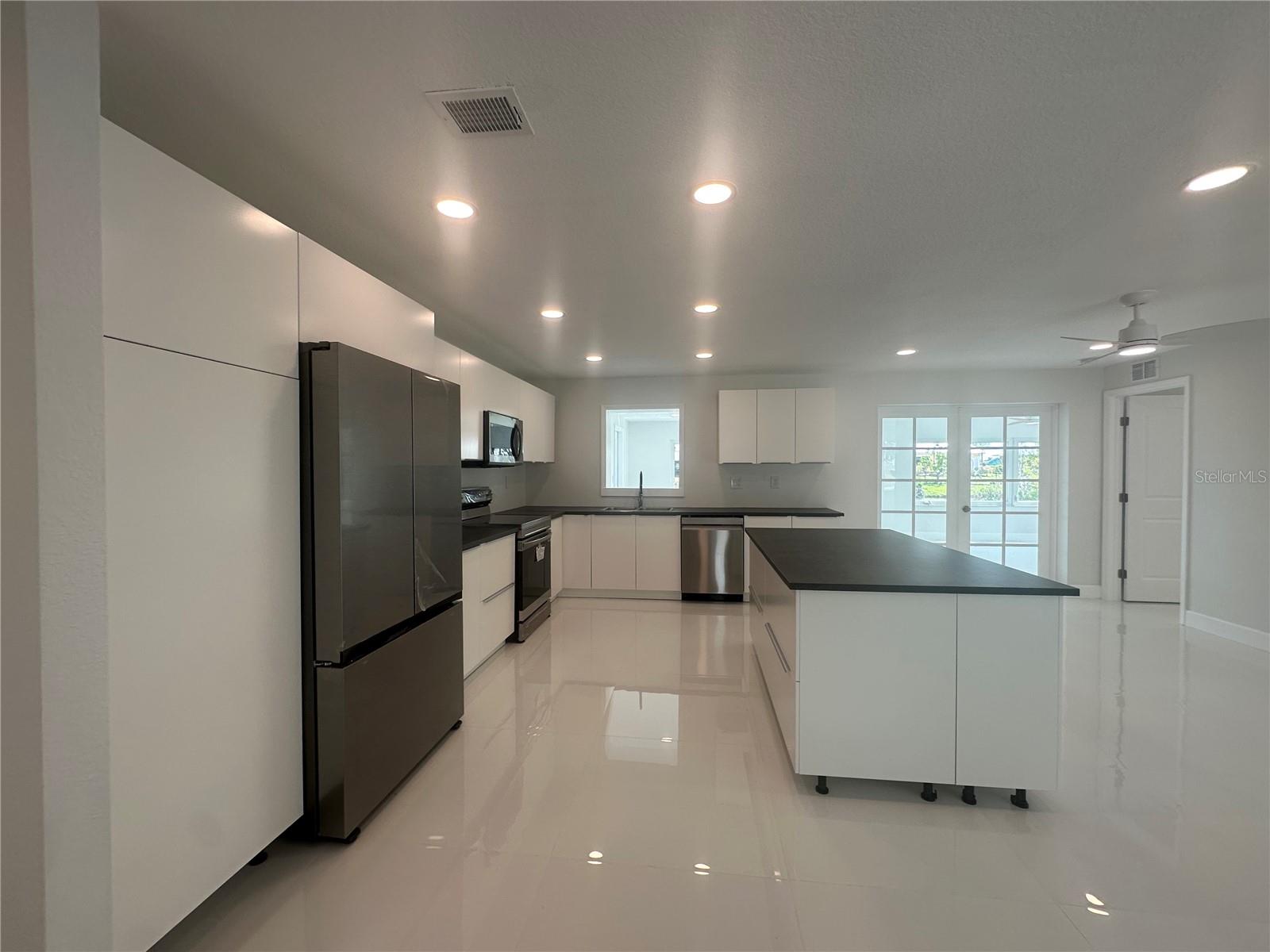 230 ANNAPOLIS LN, ROTONDA WEST, FL, 33947