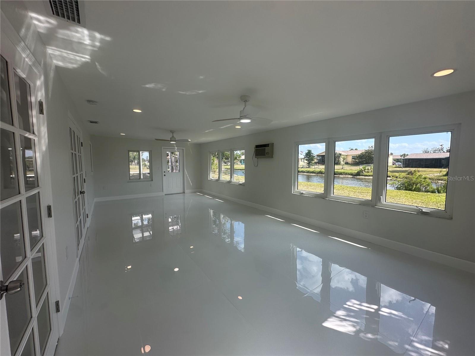 230 ANNAPOLIS LN, ROTONDA WEST, FL, 33947