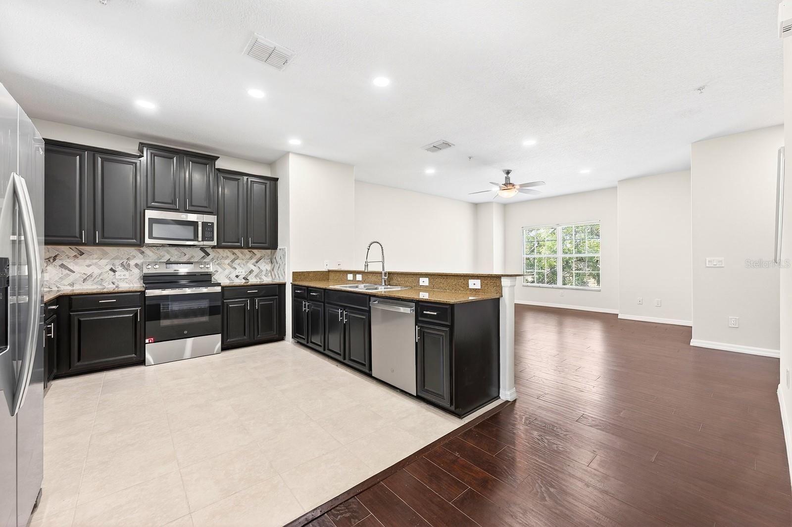 1828 GRAND RUE DR, CASSELBERRY, FL, 32707