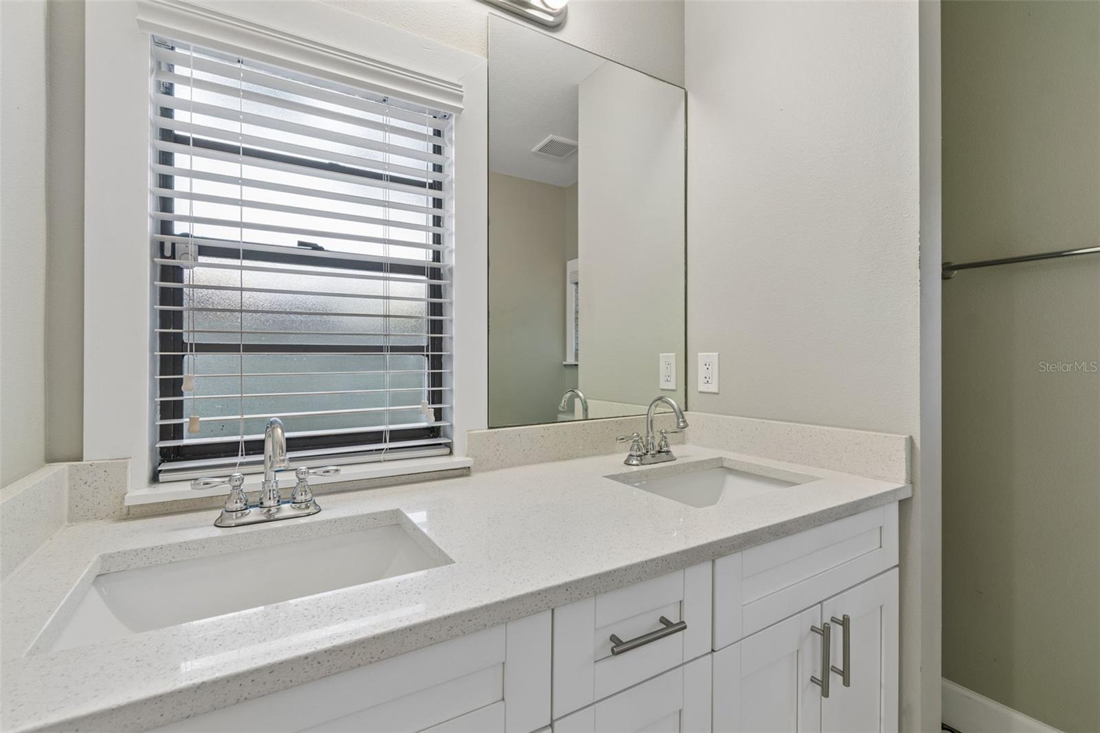 6443 31ST ST N, ST PETERSBURG, FL, 33702