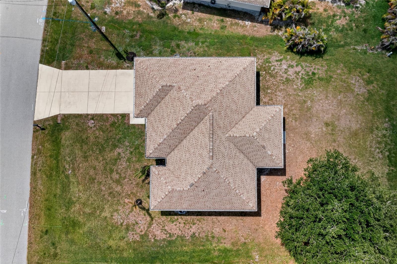 421 LONDRINA DR, PUNTA GORDA, FL, 33983